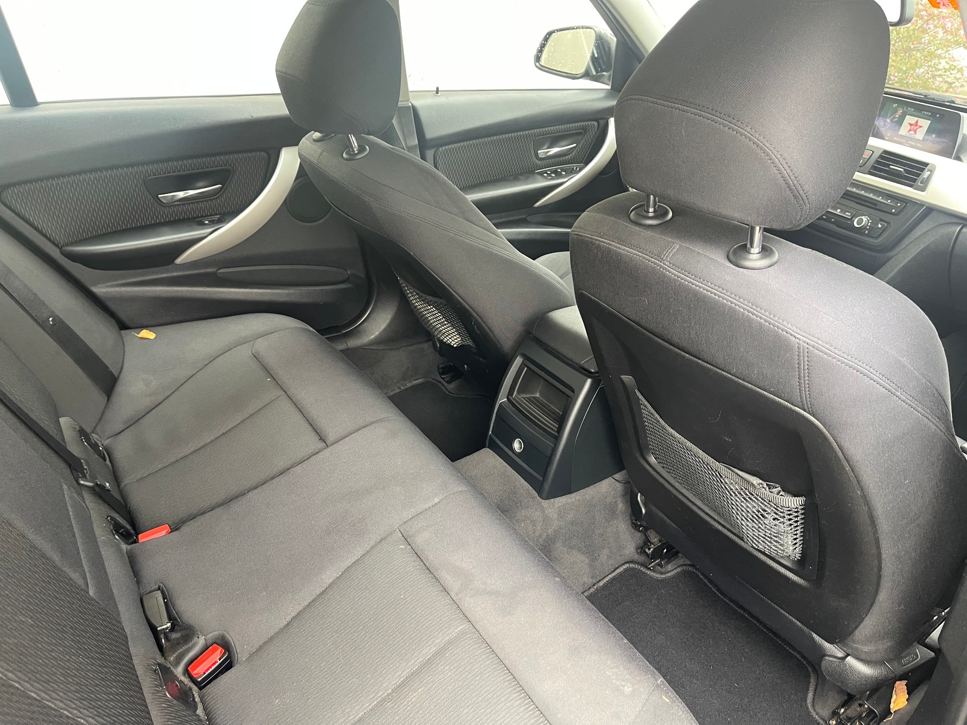 BMW 316d Touring Business Steptronic-image-5