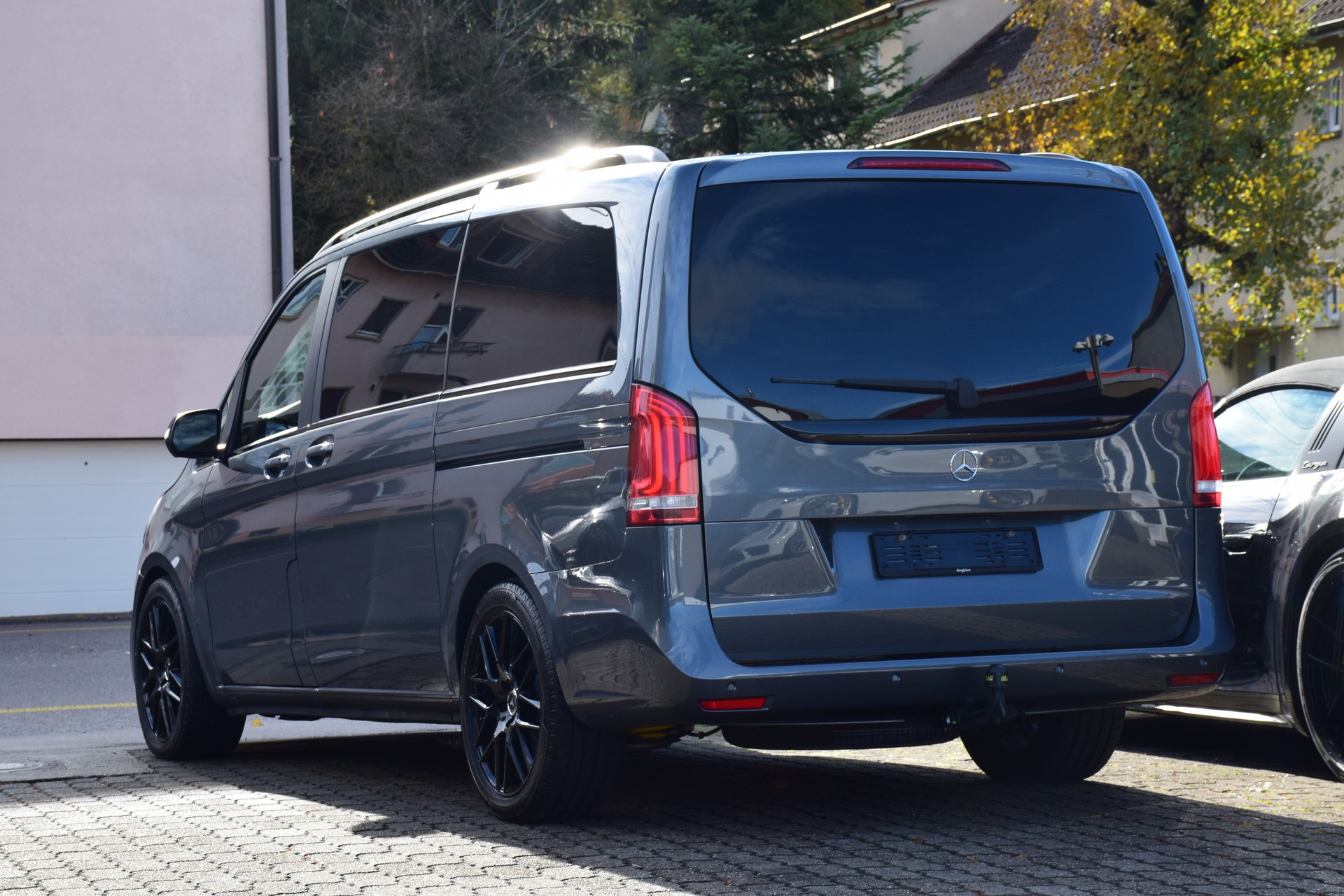 MERCEDES-BENZ V 250 d Swiss Edition lang 4Matic 7G-Tronic-image-7