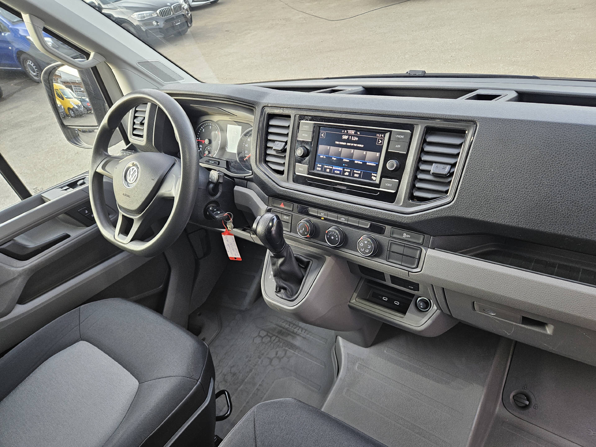 VW Crafter 35 Pick-up 4490 2.0 TDI 140 Entry * Anschlussgarantie bis 03.01.2027 oder 200'000Km-image-18