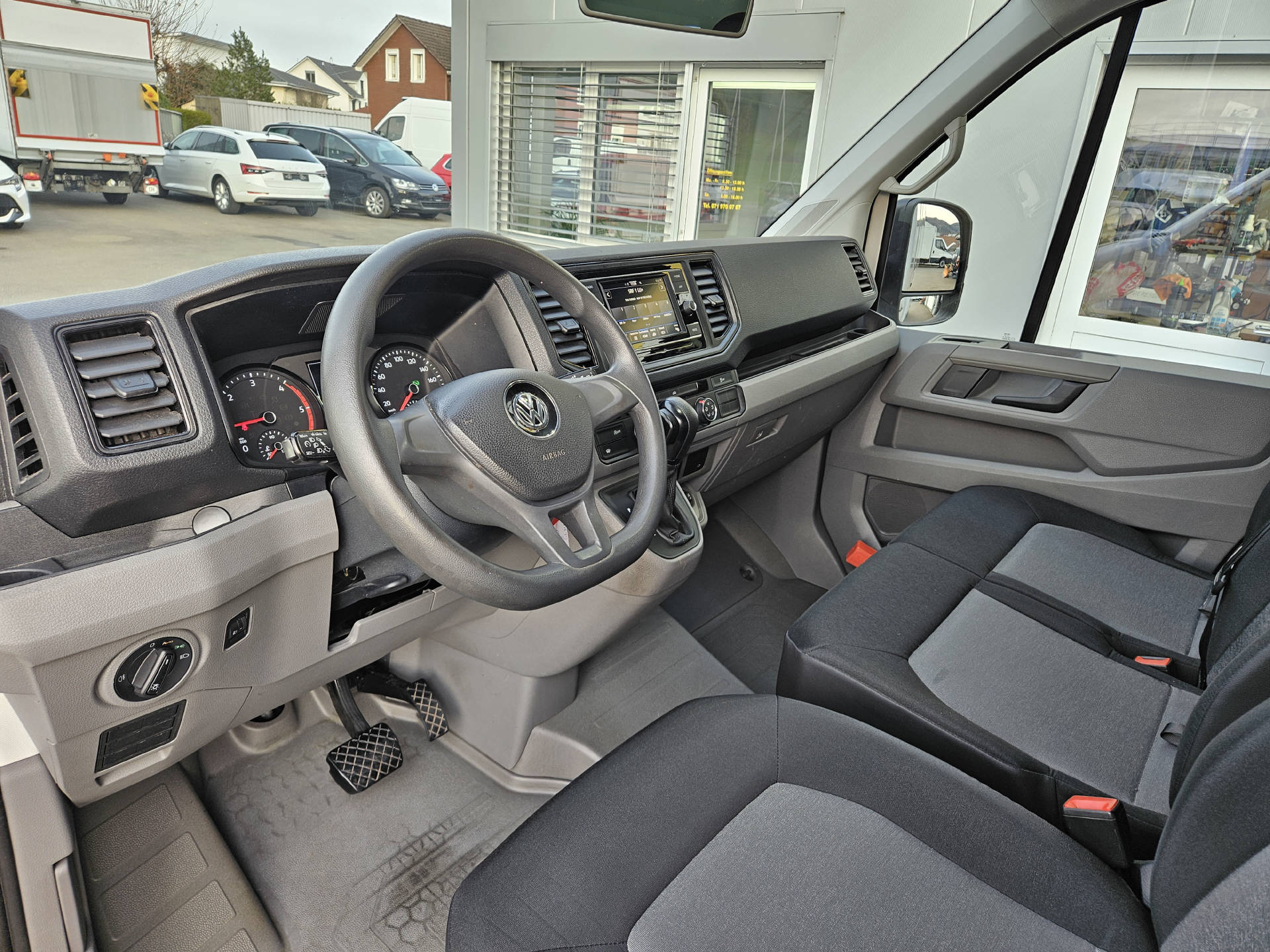 VW Crafter 35 Pick-up 4490 2.0 TDI 140 Entry * Anschlussgarantie bis 03.01.2027 oder 200'000Km-image-14