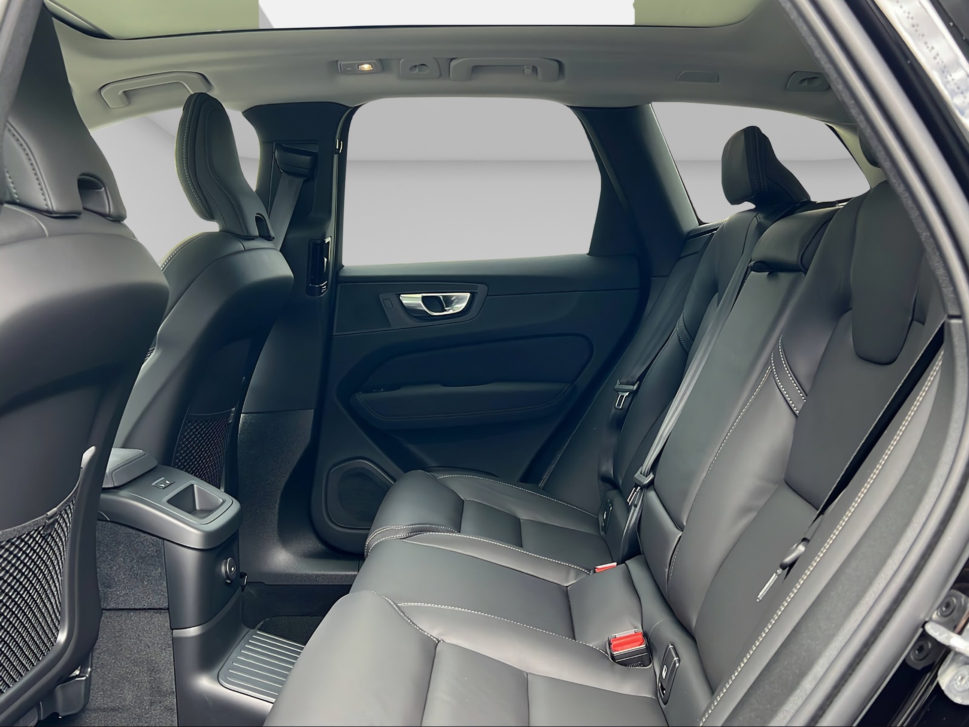 VOLVO XC60 2.0 T6 TE Plus Bright eAWD-image-14