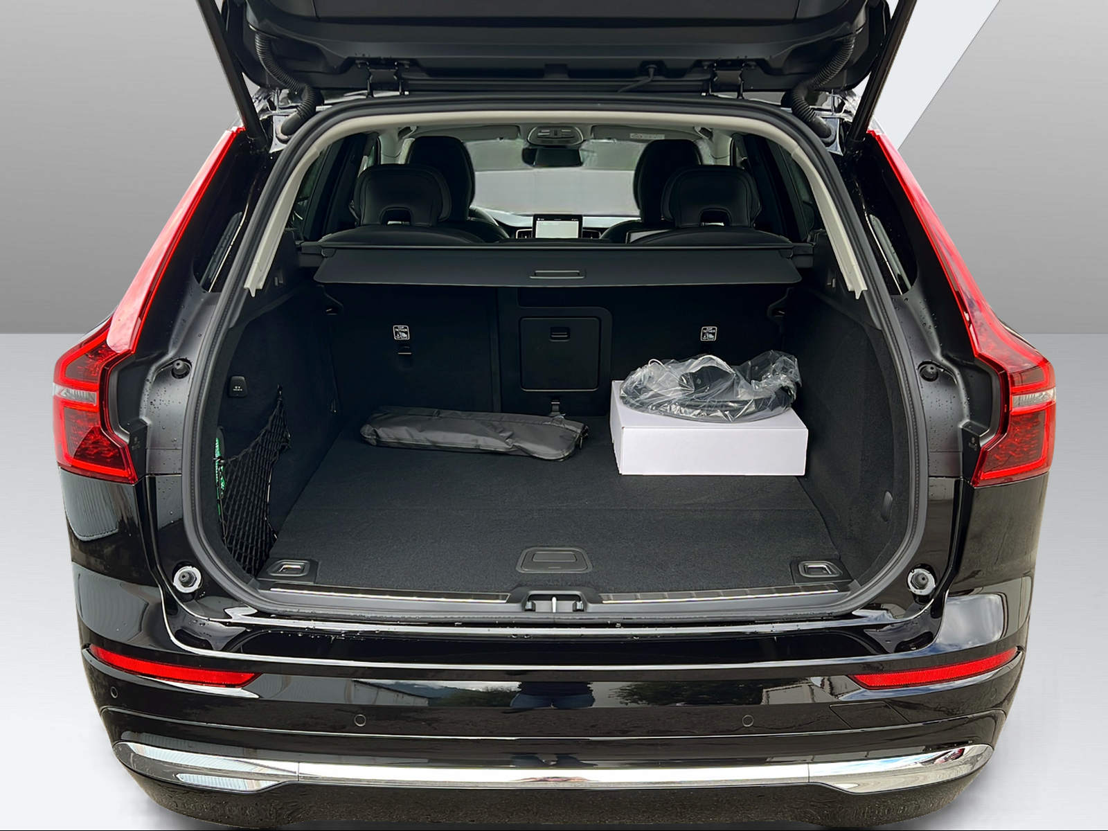 VOLVO XC60 2.0 T6 TE Plus Bright eAWD-image-15