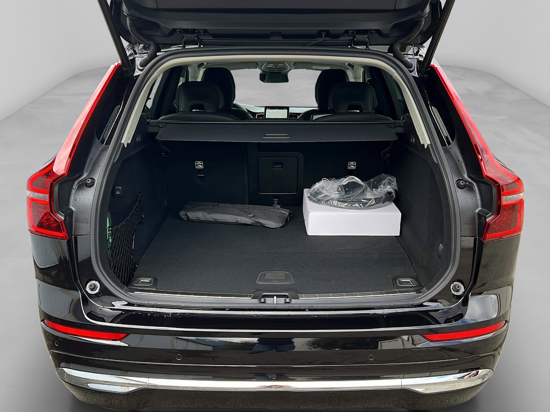 VOLVO XC60 2.0 T6 TE Plus Bright eAWD-image-15