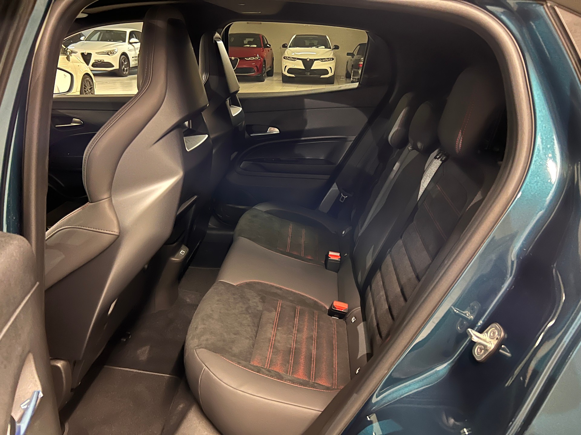 ALFA ROMEO Junior 1.2 48V Hybrid Q4-image-7