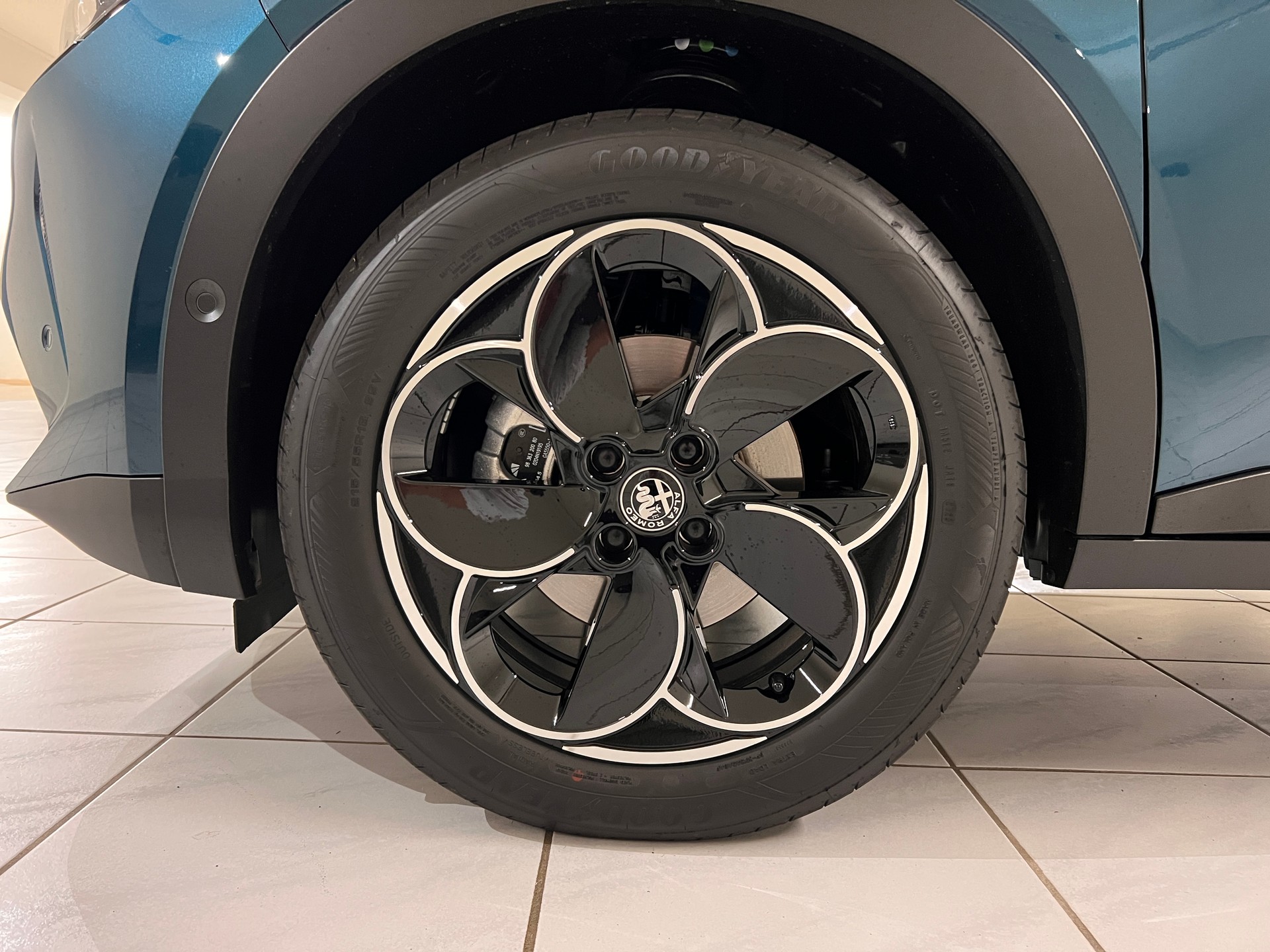 ALFA ROMEO Junior 1.2 48V Hybrid Q4-image-5