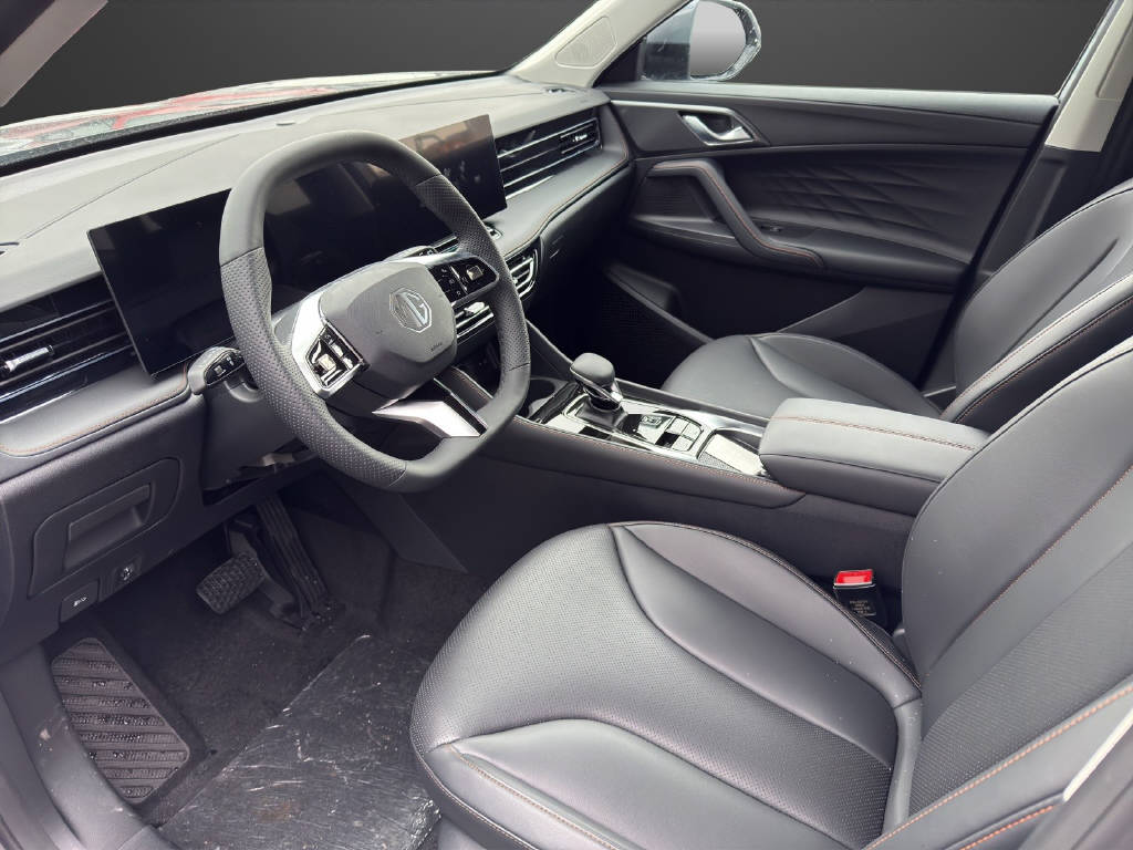 MG HS 1.5 Vti-Tech Luxury-image-8