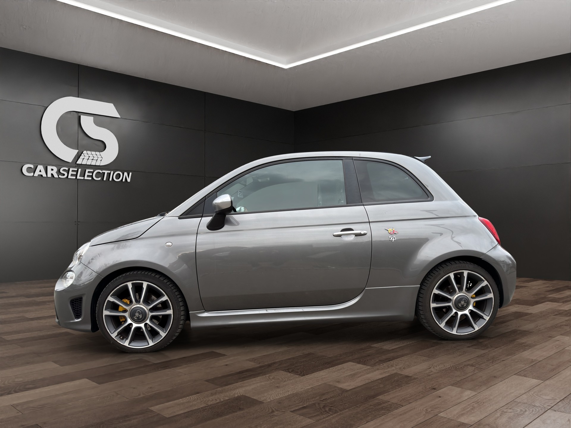 FIAT 595C 1.4 16V Turbo Abarth Turismo-image-1