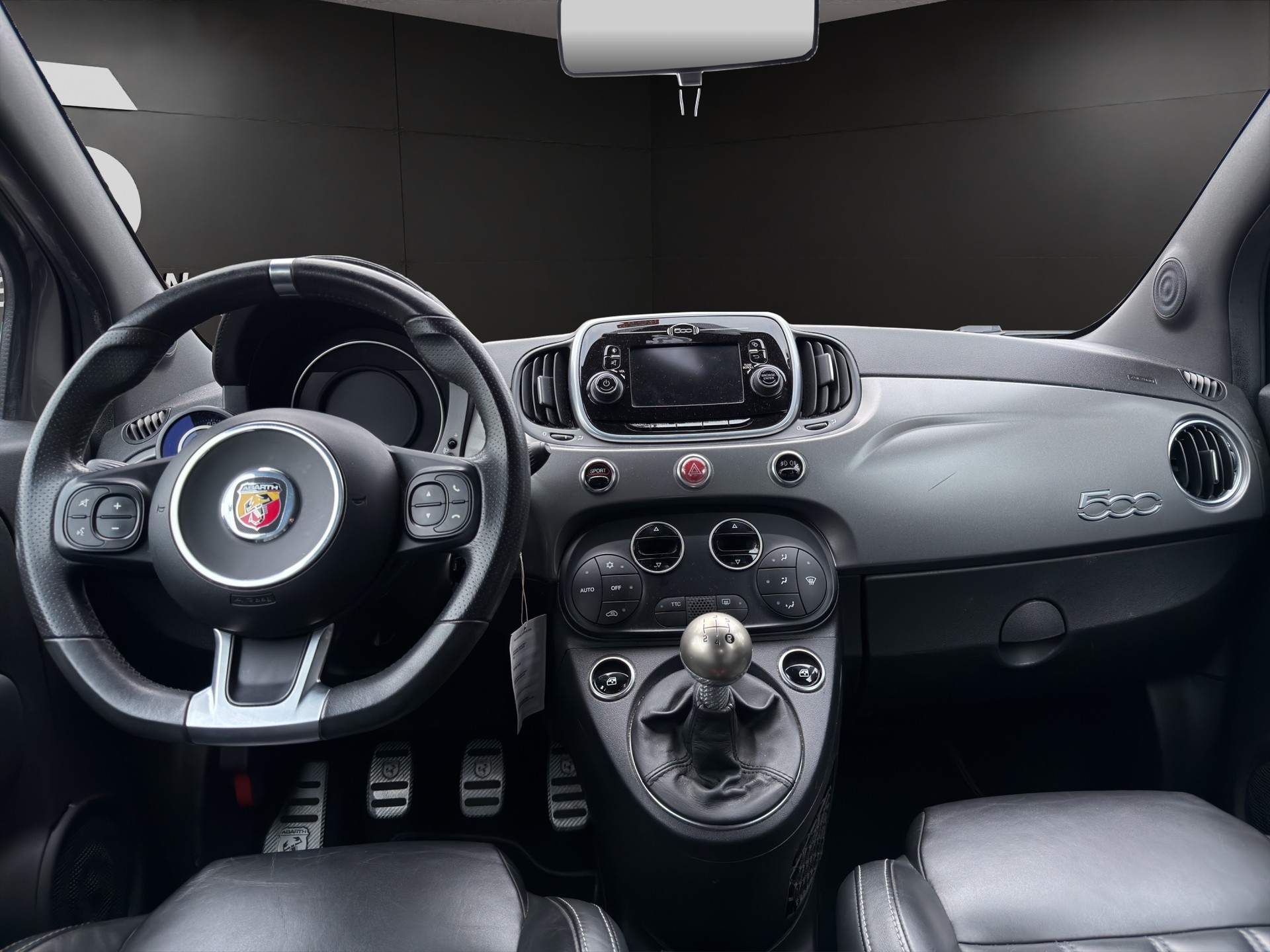 FIAT 595C 1.4 16V Turbo Abarth Turismo-image-9