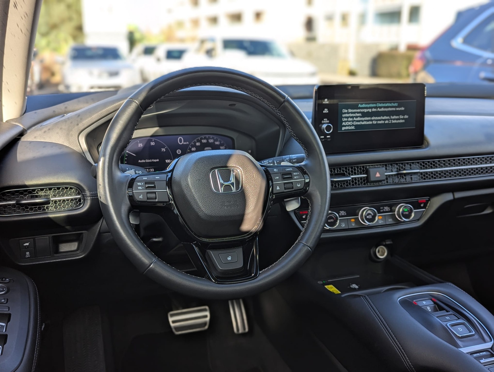 HONDA ZR-V 2.0i MMD Hybrid Advance Automatic-image-6