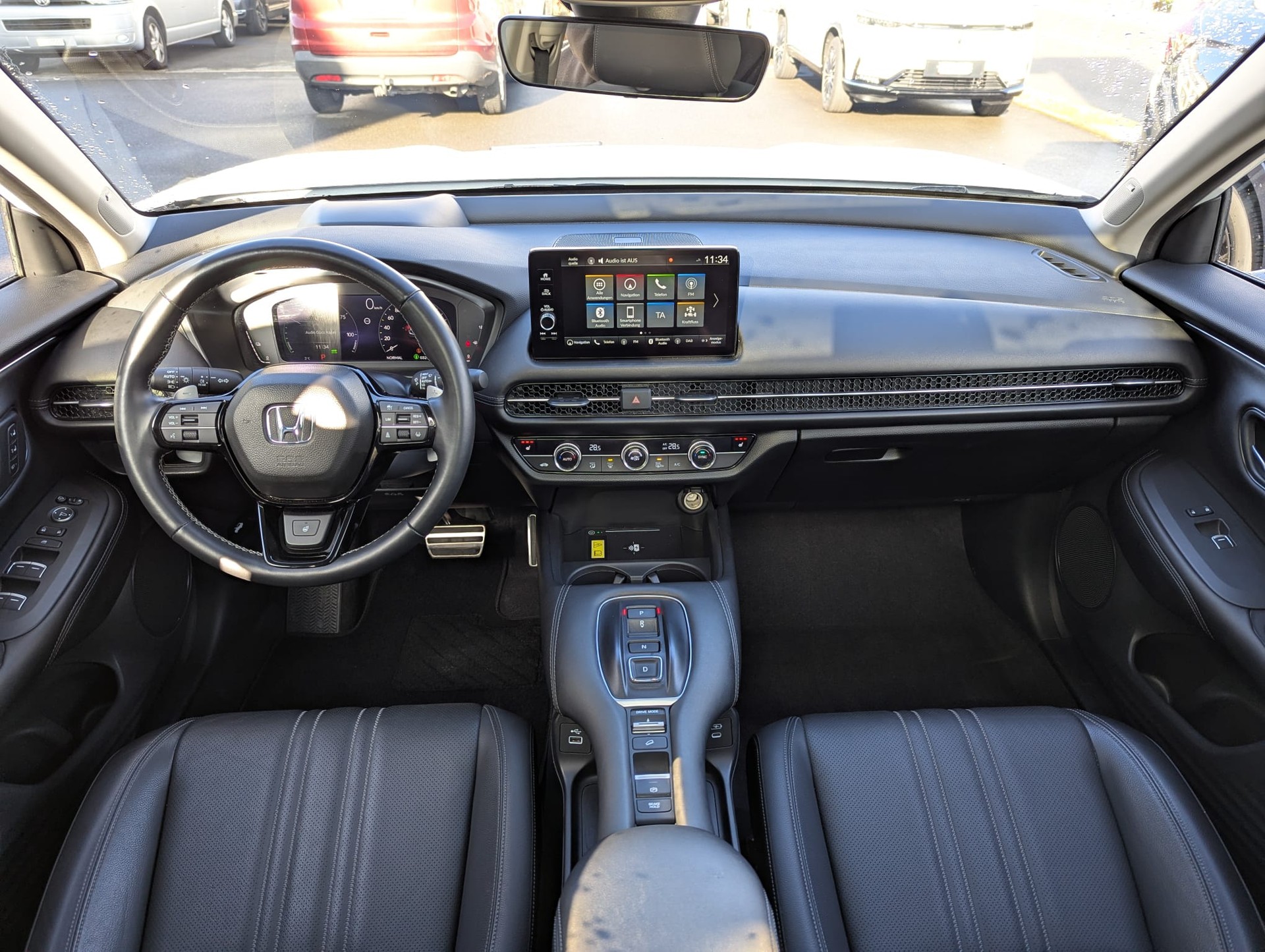HONDA ZR-V 2.0i MMD Hybrid Advance Automatic-image-7