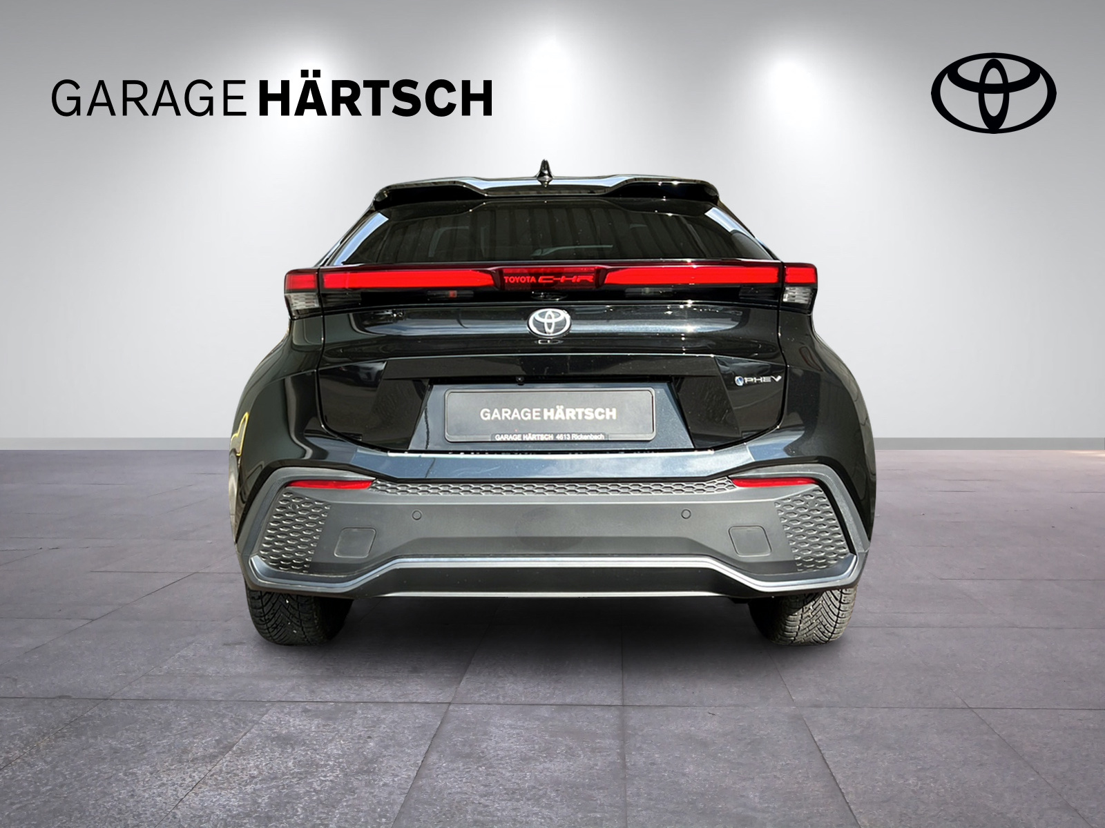 TOYOTA C-HR 2.0 PHEV Swiss Edition-image-4