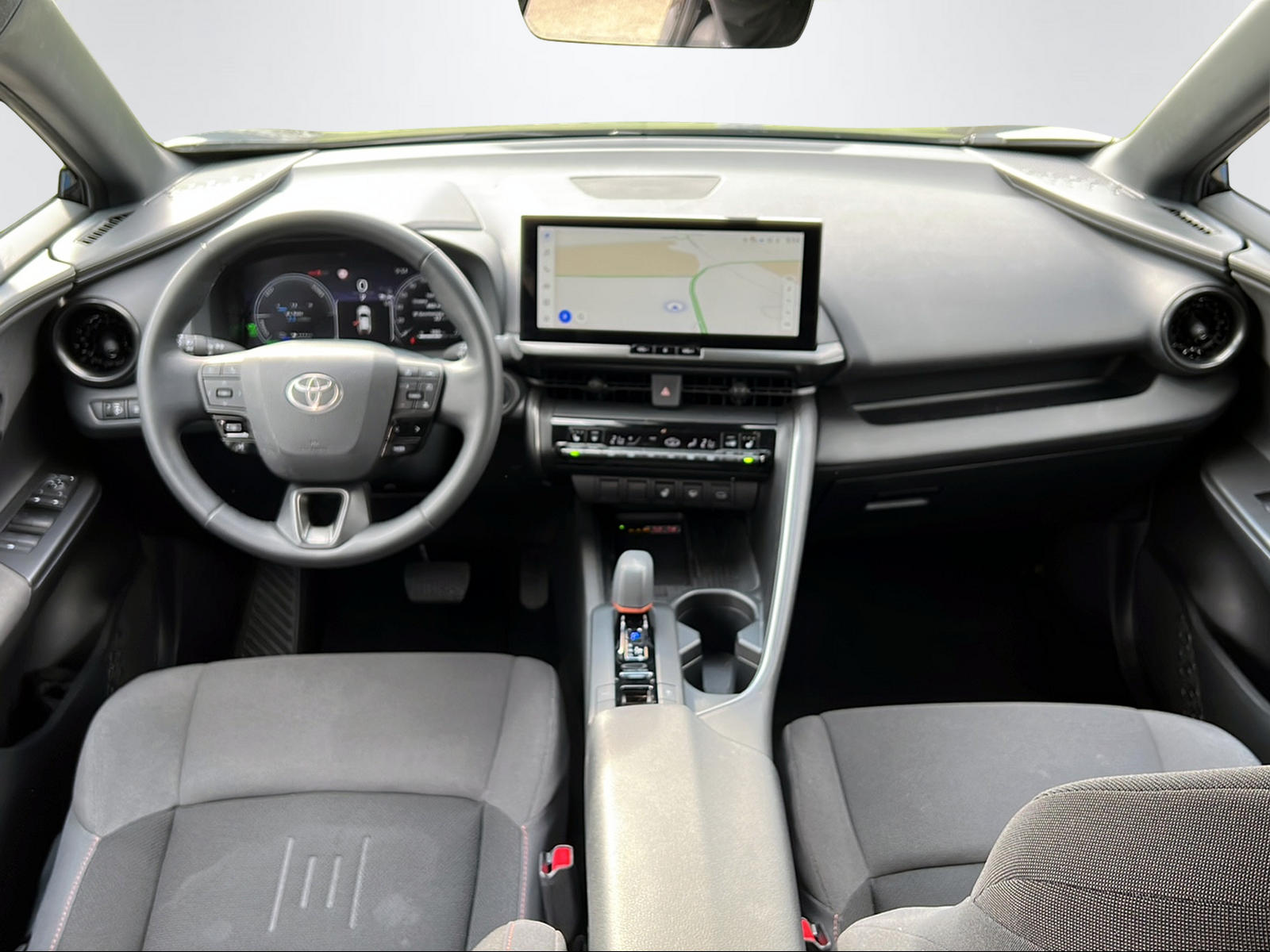 TOYOTA C-HR 2.0 PHEV Swiss Edition-image-11