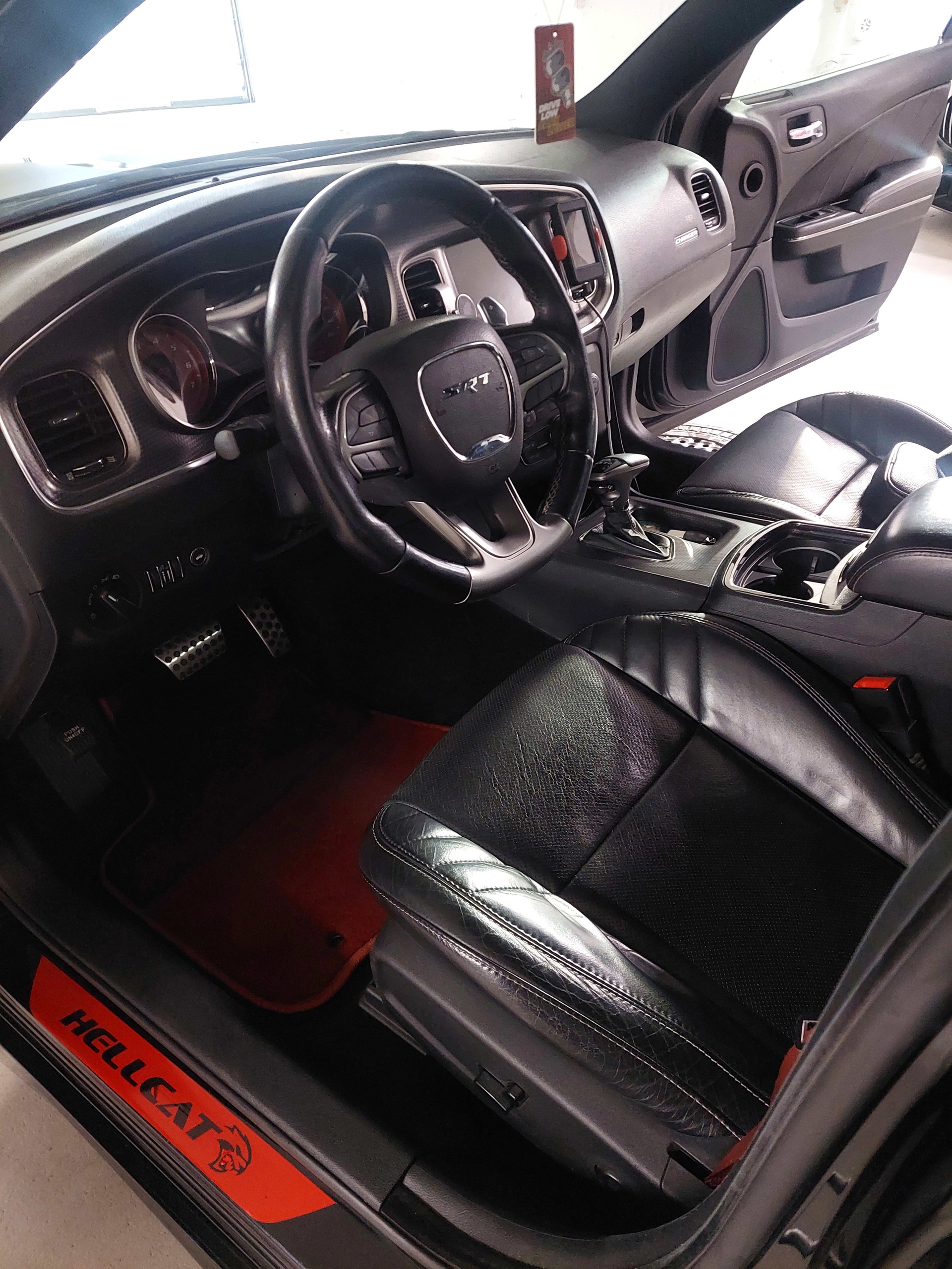 DODGE Hellcat SRT 6.2 V8 Kompressor-image-11