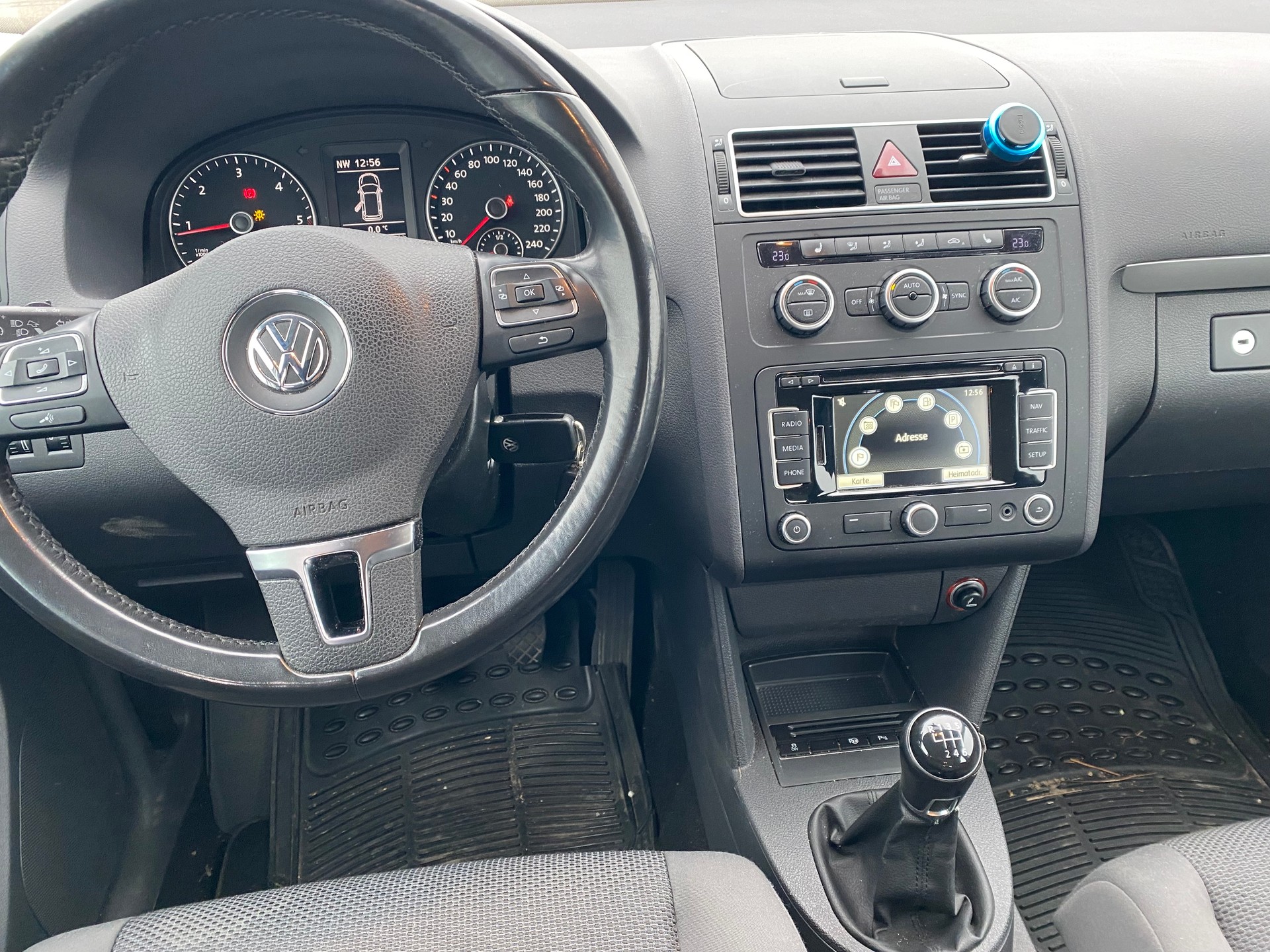 VW Touran 1.6 TDI Trendline-image-5