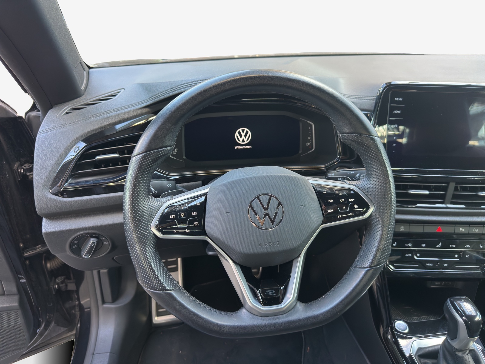 VW T-Roc Cabriolet 1.5 TSI EVO R-Line DSG-image-9