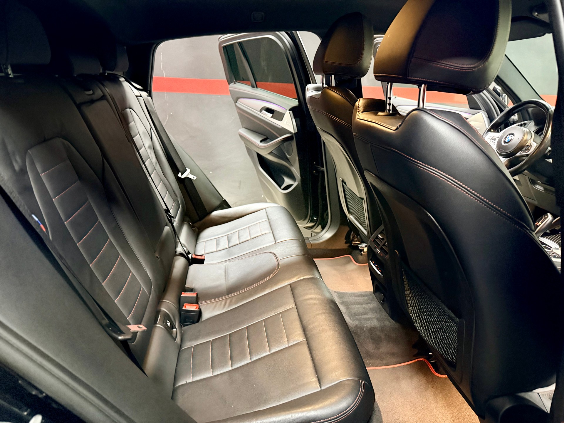 BMW X4 xDrive 25d M Sport X Steptronic-image-15