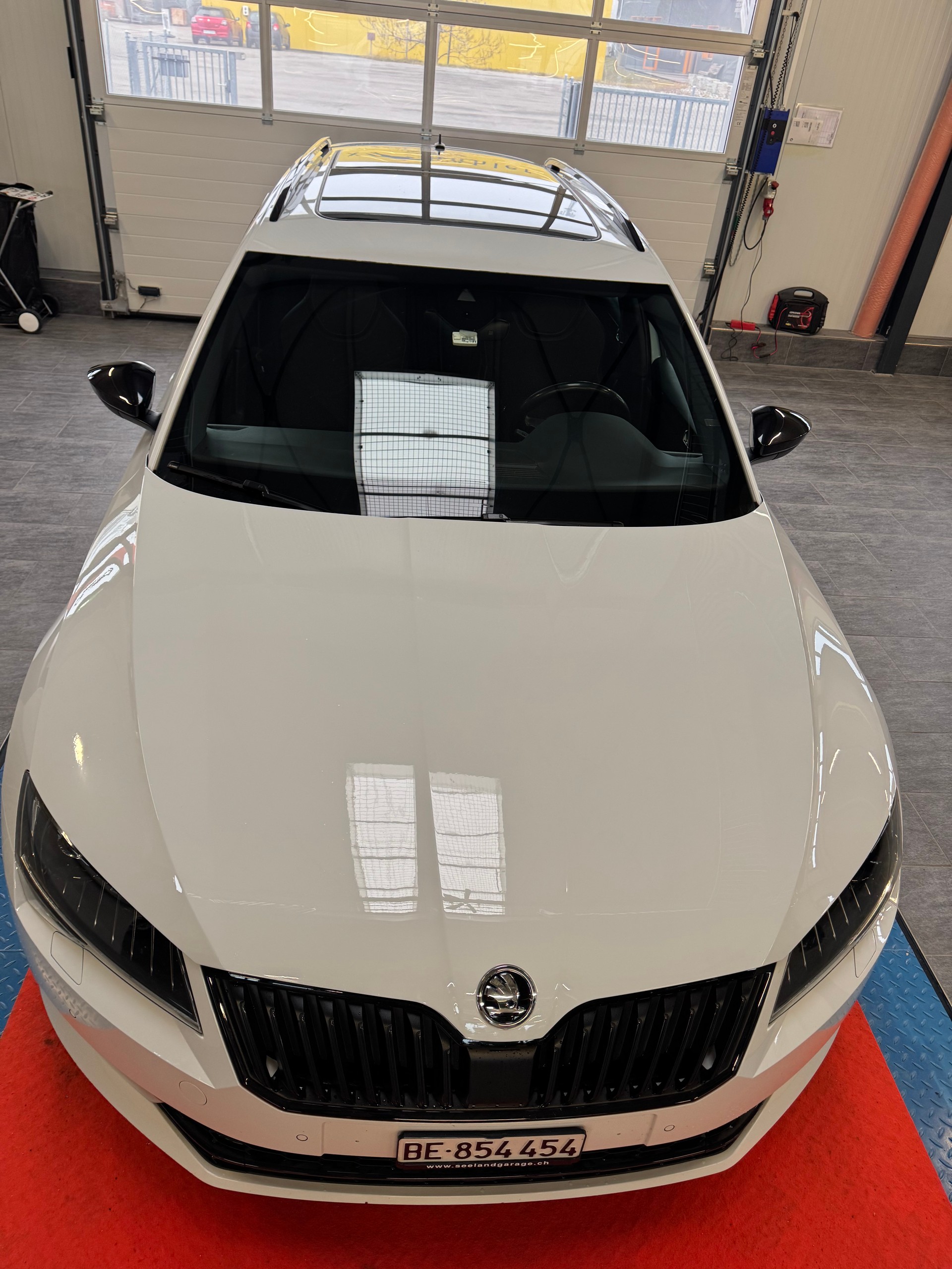 SKODA Superb Combi 2.0 TDi SportLine+ 4x4 DSG-image-22