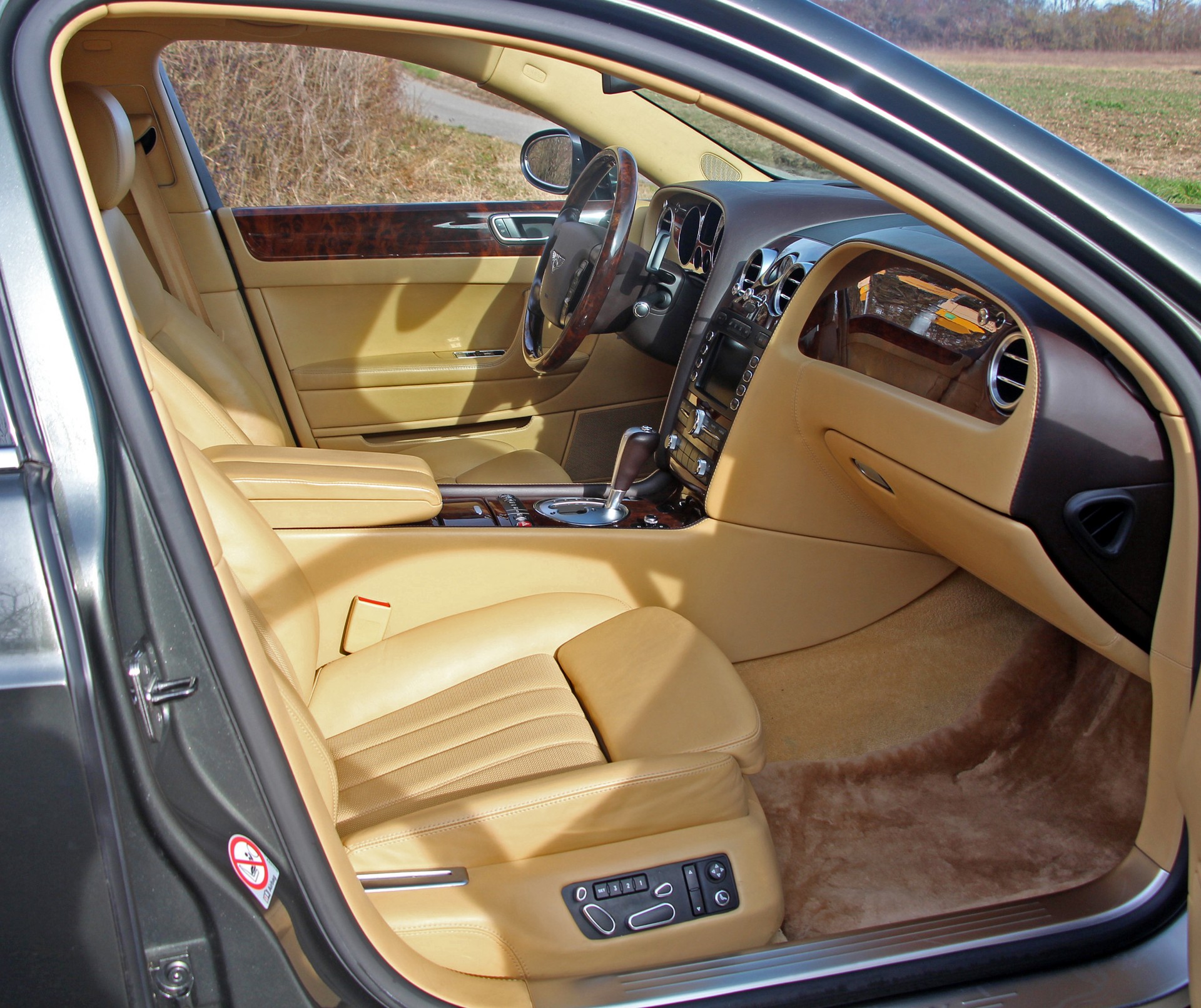 BENTLEY Continental Flying Spur 6.0-image-10