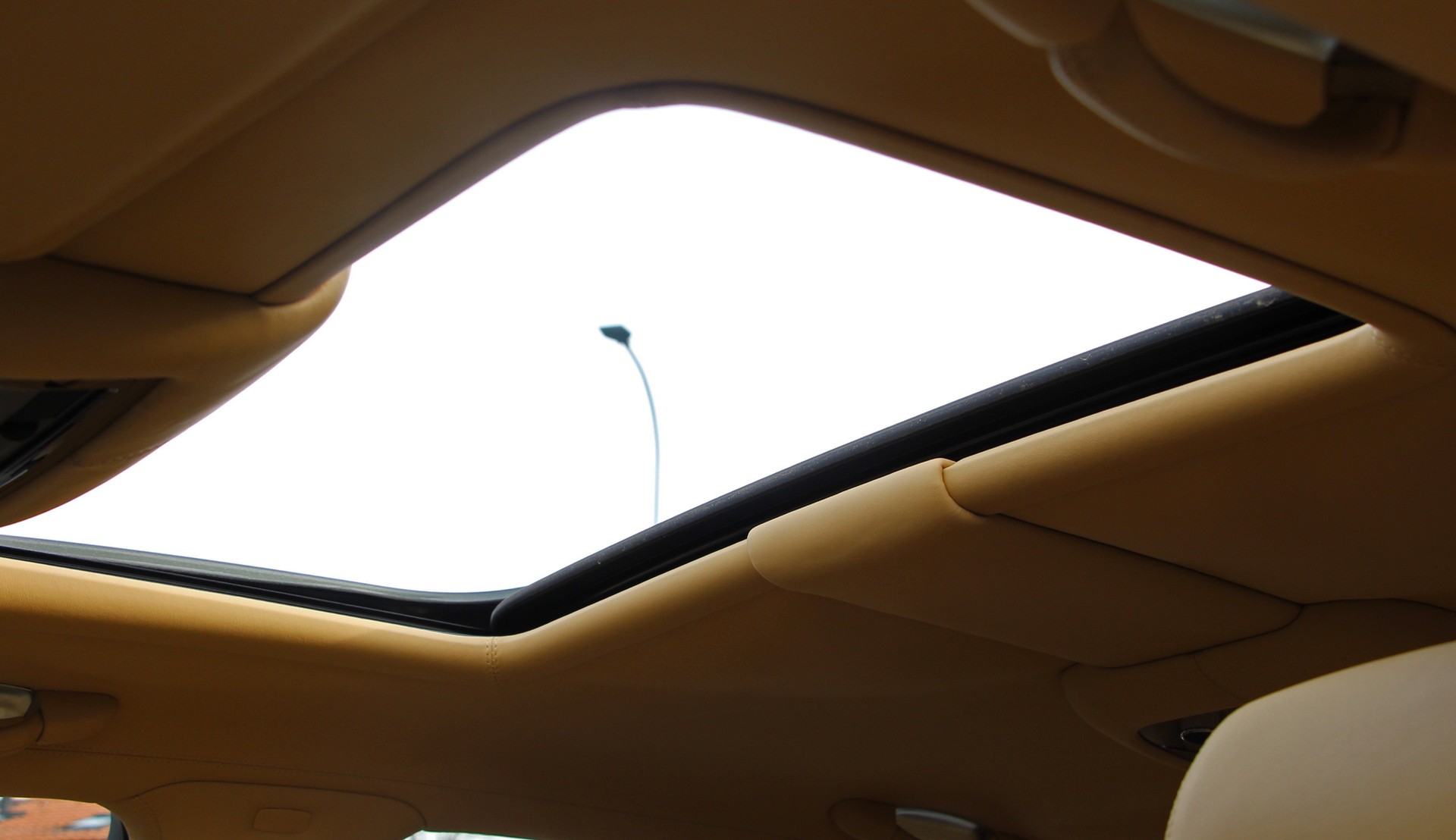 BENTLEY Continental Flying Spur 6.0-image-15