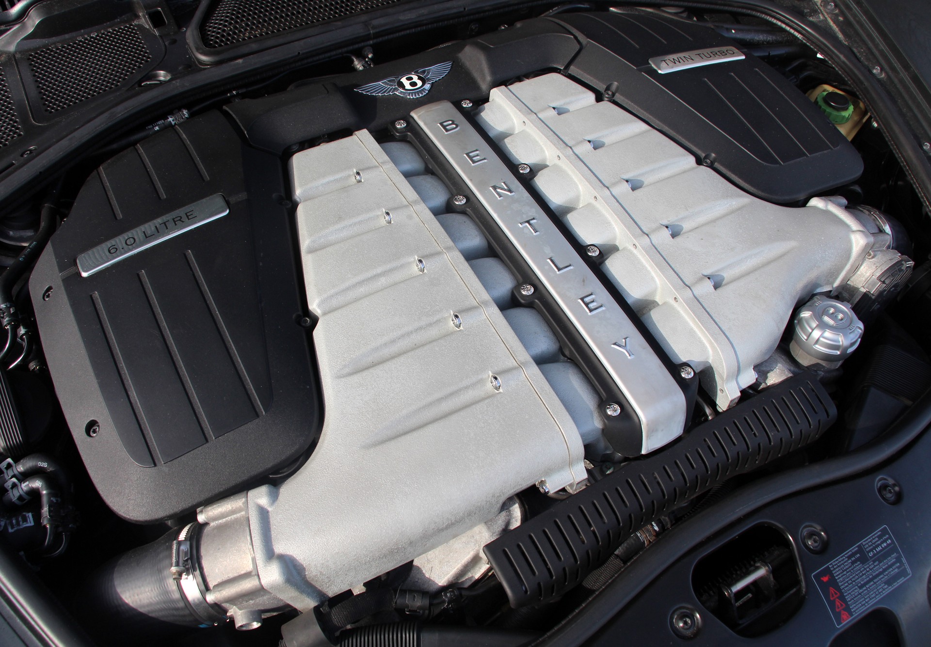 BENTLEY Continental Flying Spur 6.0-image-19