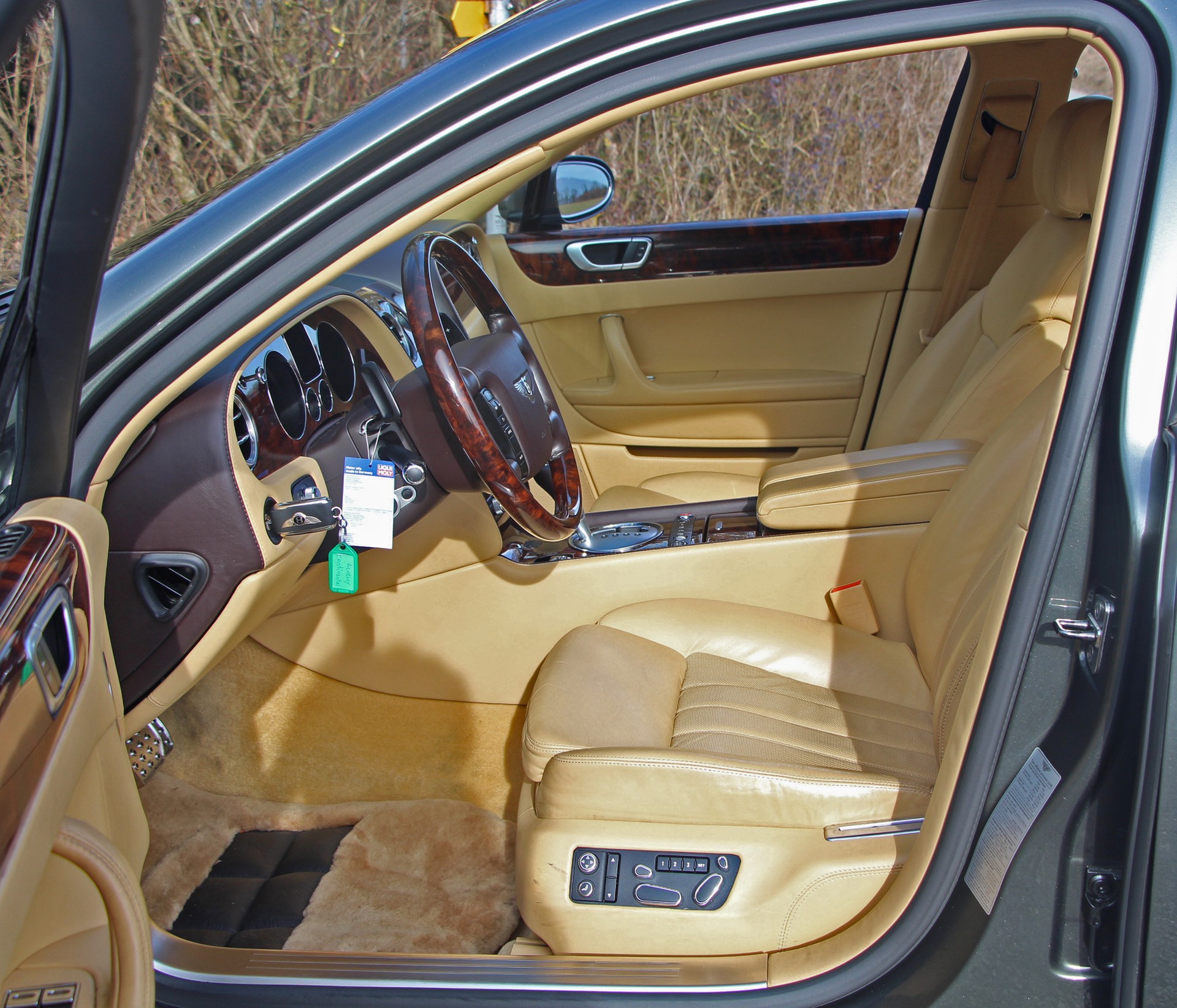 BENTLEY Continental Flying Spur 6.0-image-7