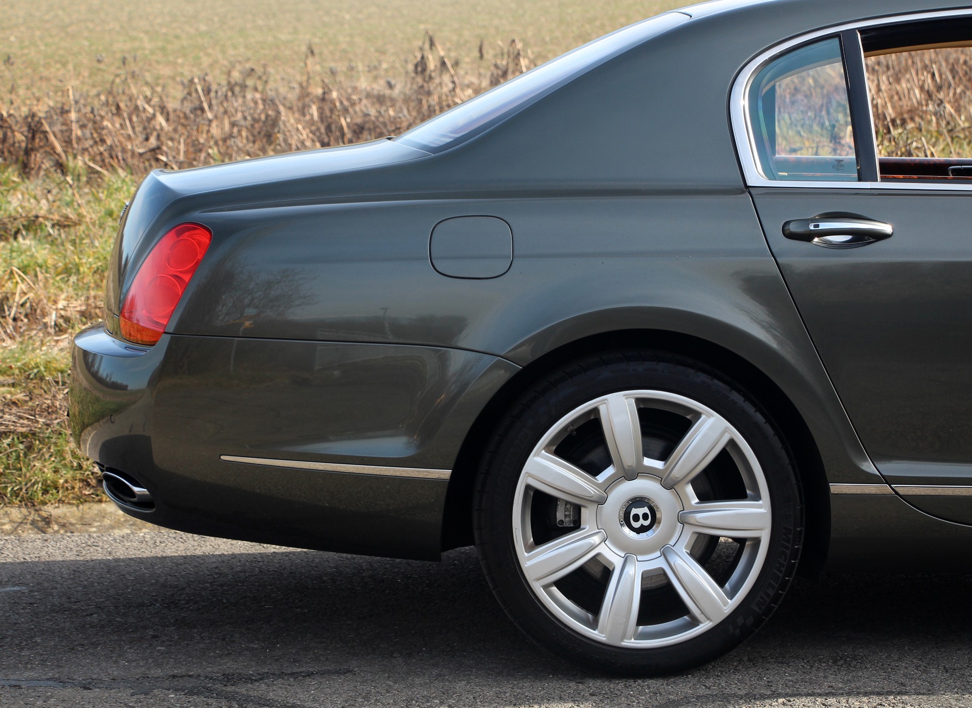 BENTLEY Continental Flying Spur 6.0-image-21