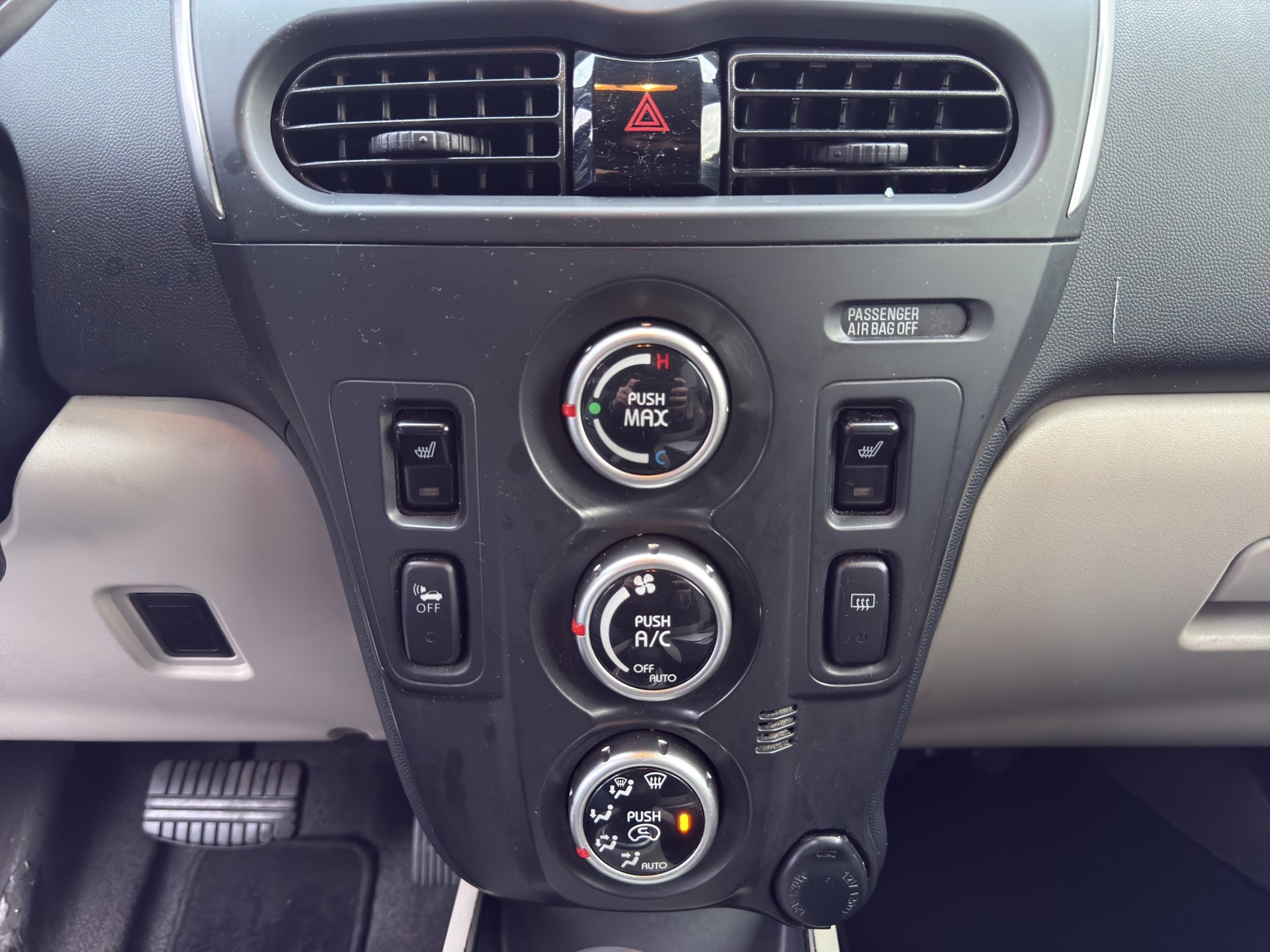 MITSUBISHI i MiEV Style-image-13