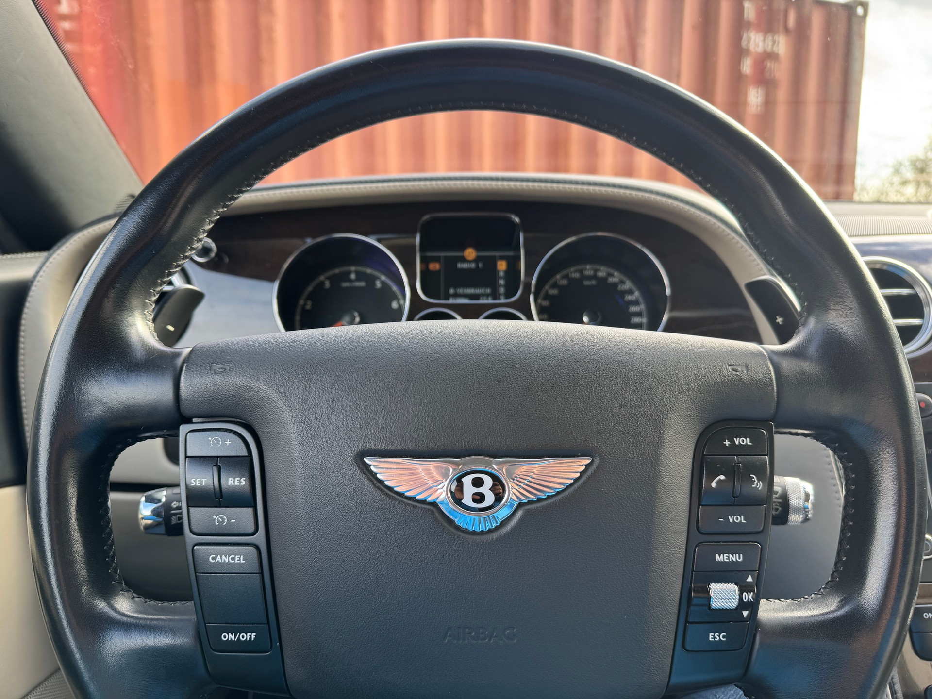 BENTLEY Continental GT 6.0-image-13