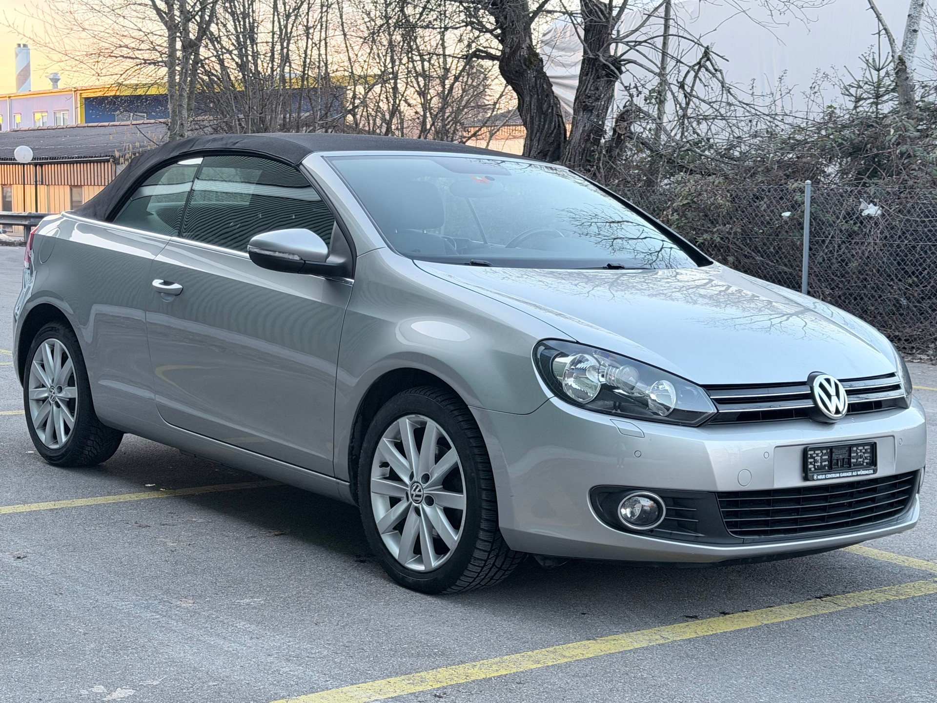 VW Golf Cabrio 1.6 TDI BMT-showroom-element-2
