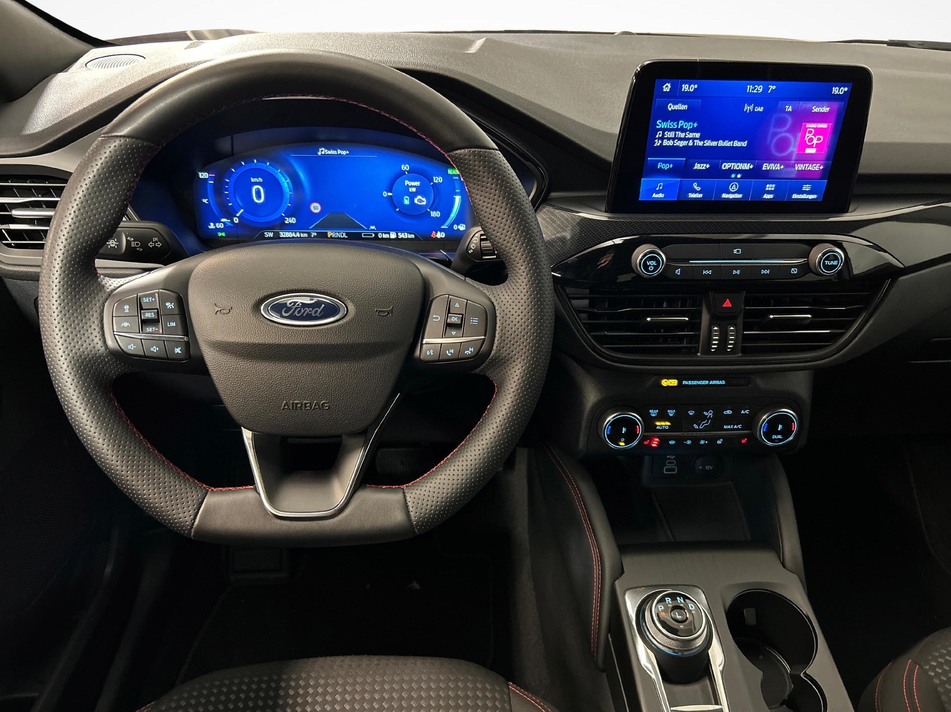FORD Kuga 2.5 Plug-in Hybrid ST-Line-image-6