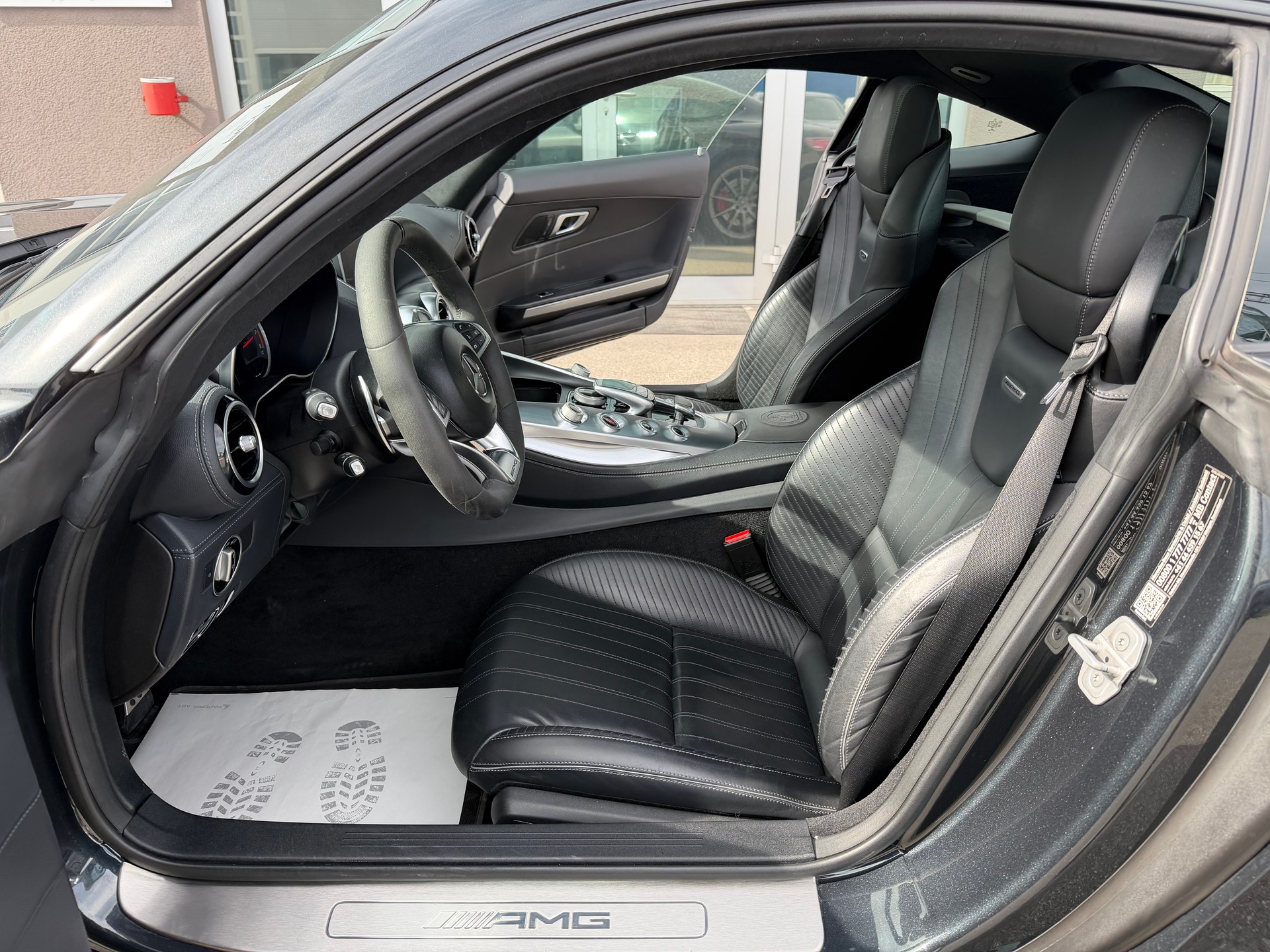 MERCEDES-BENZ AMG GT S Speedshift DCT-image-8
