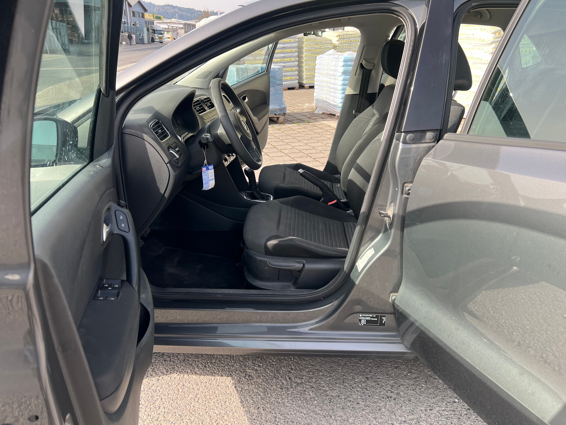 VW Polo 1.4 16V Trendline-image-8