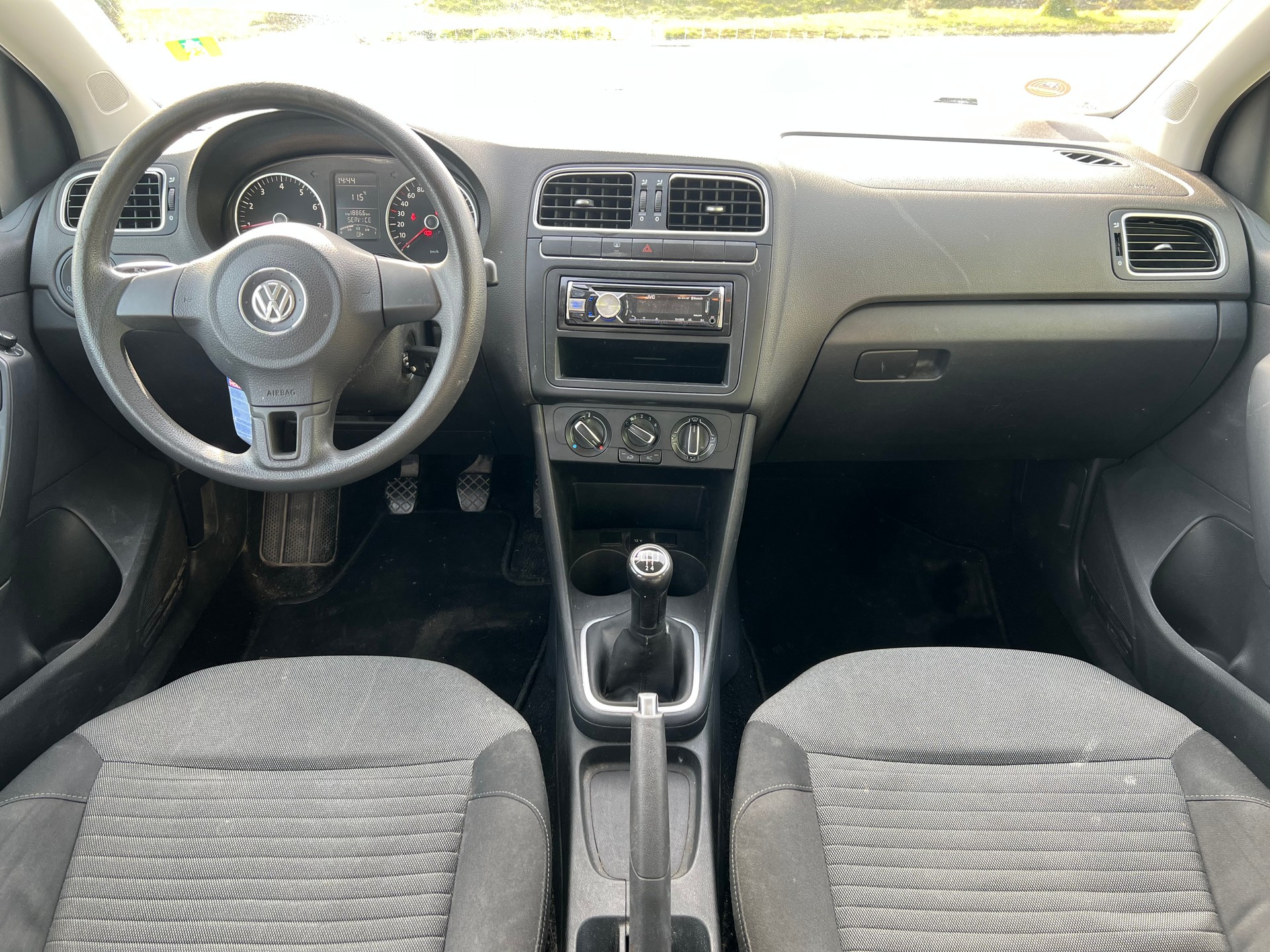 VW Polo 1.4 16V Trendline-image-13