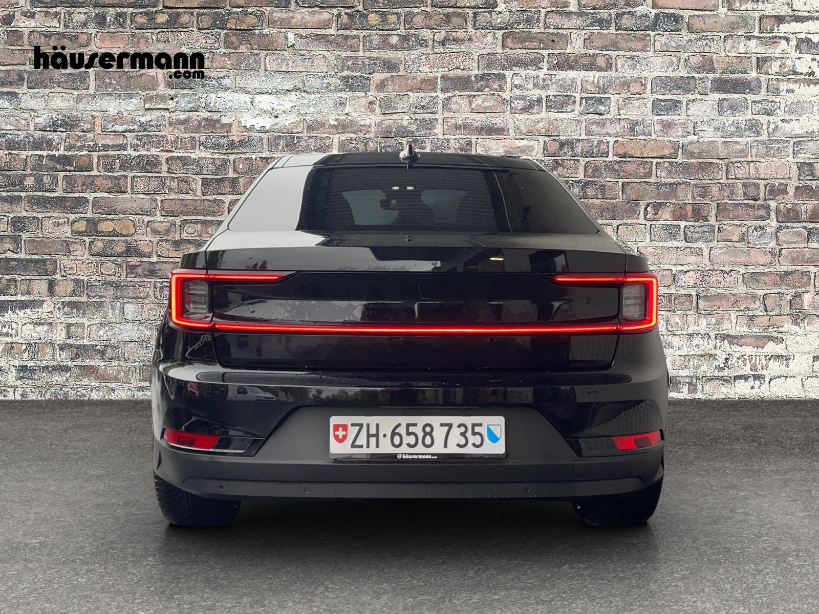 POLESTAR 2 Long Range Dual Motor-image-10