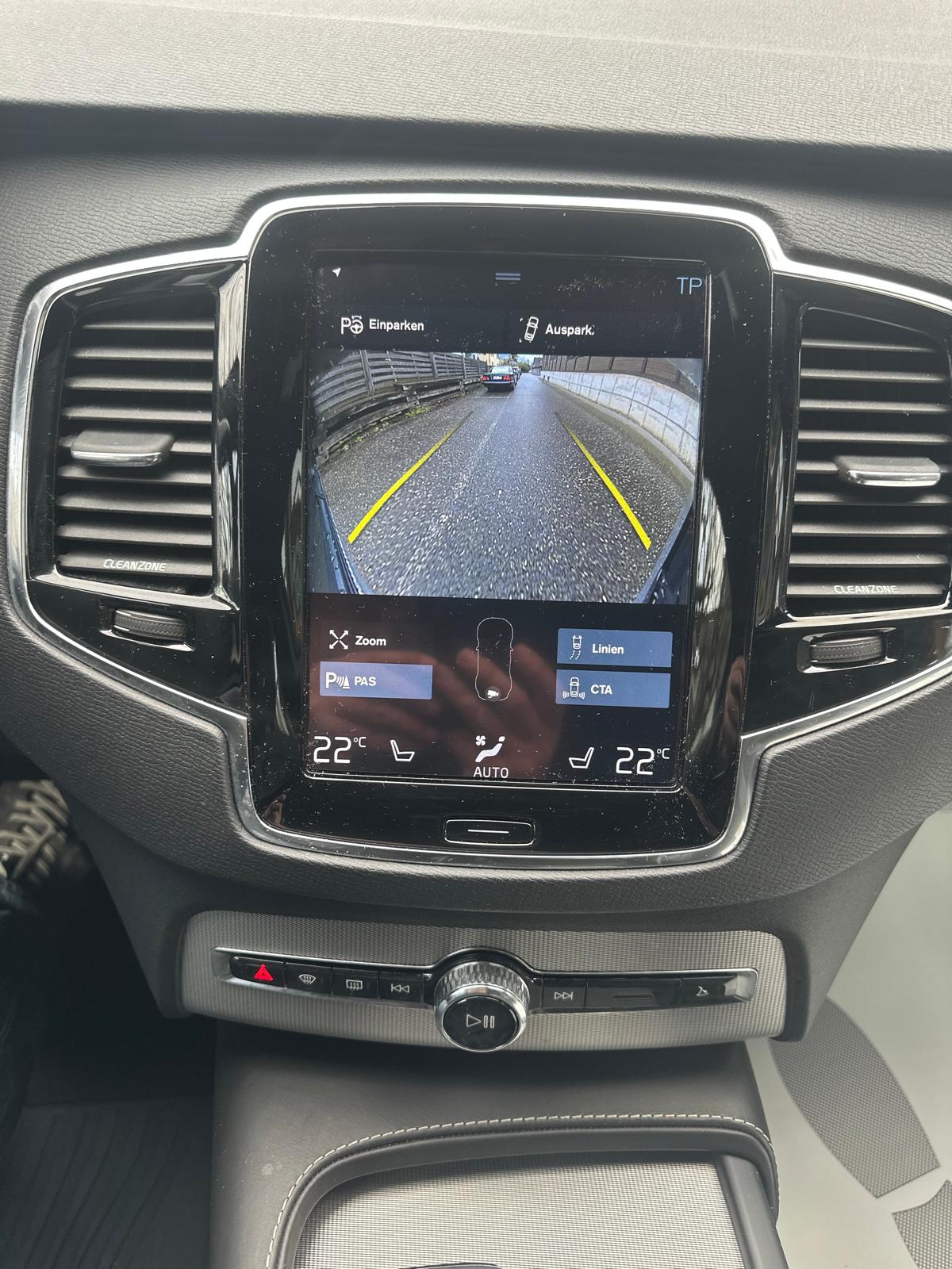 VOLVO XC90 D5 AWD R-Design Geartronic-image-12