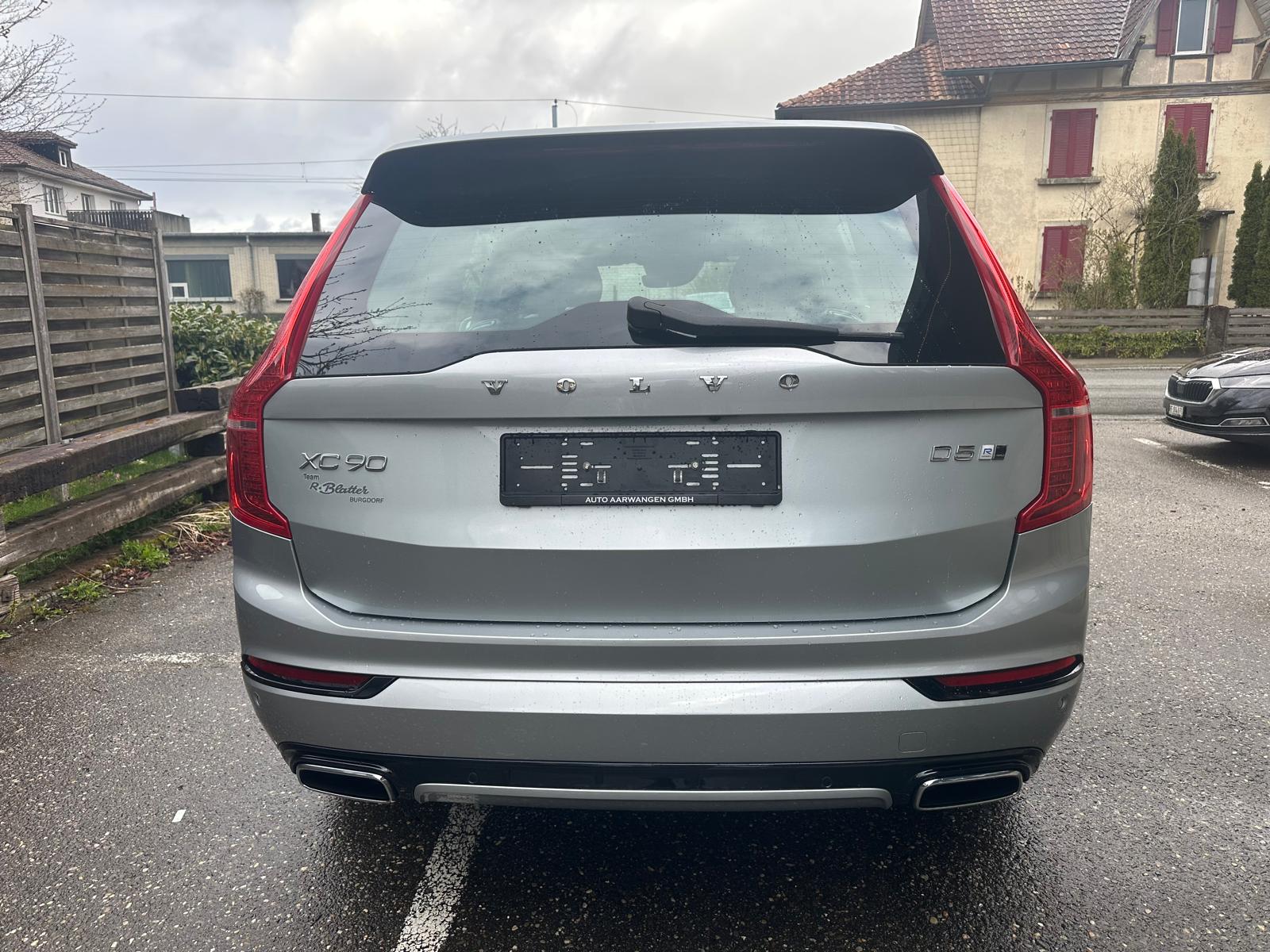 VOLVO XC90 D5 AWD R-Design Geartronic-image-5