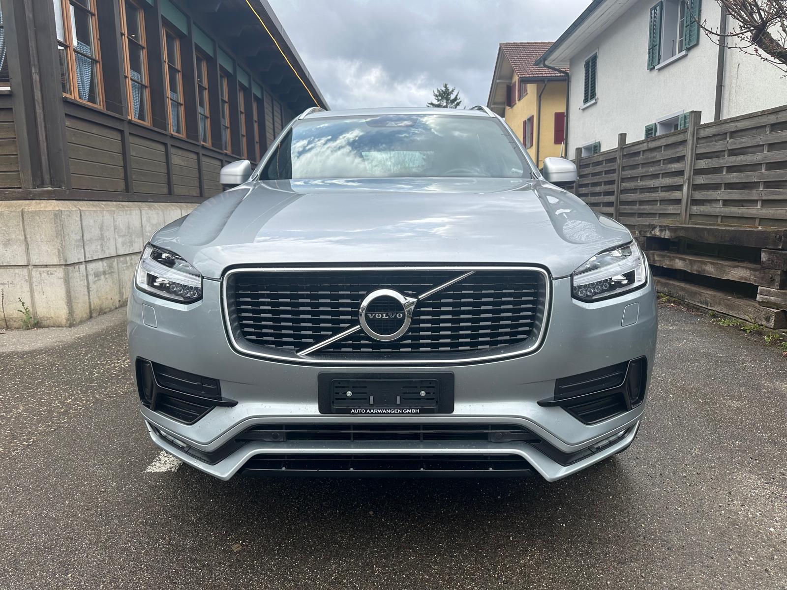 VOLVO XC90 D5 AWD R-Design Geartronic-image-4