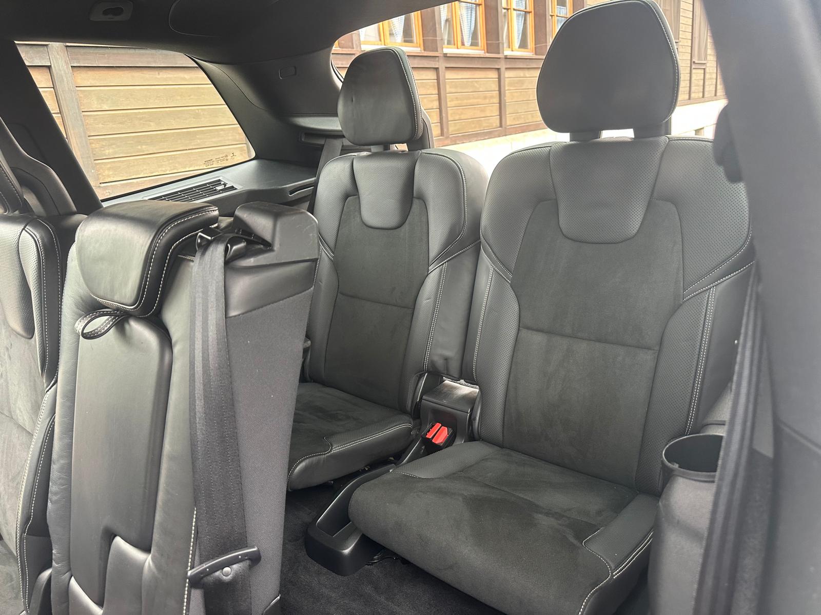 VOLVO XC90 D5 AWD R-Design Geartronic-image-11