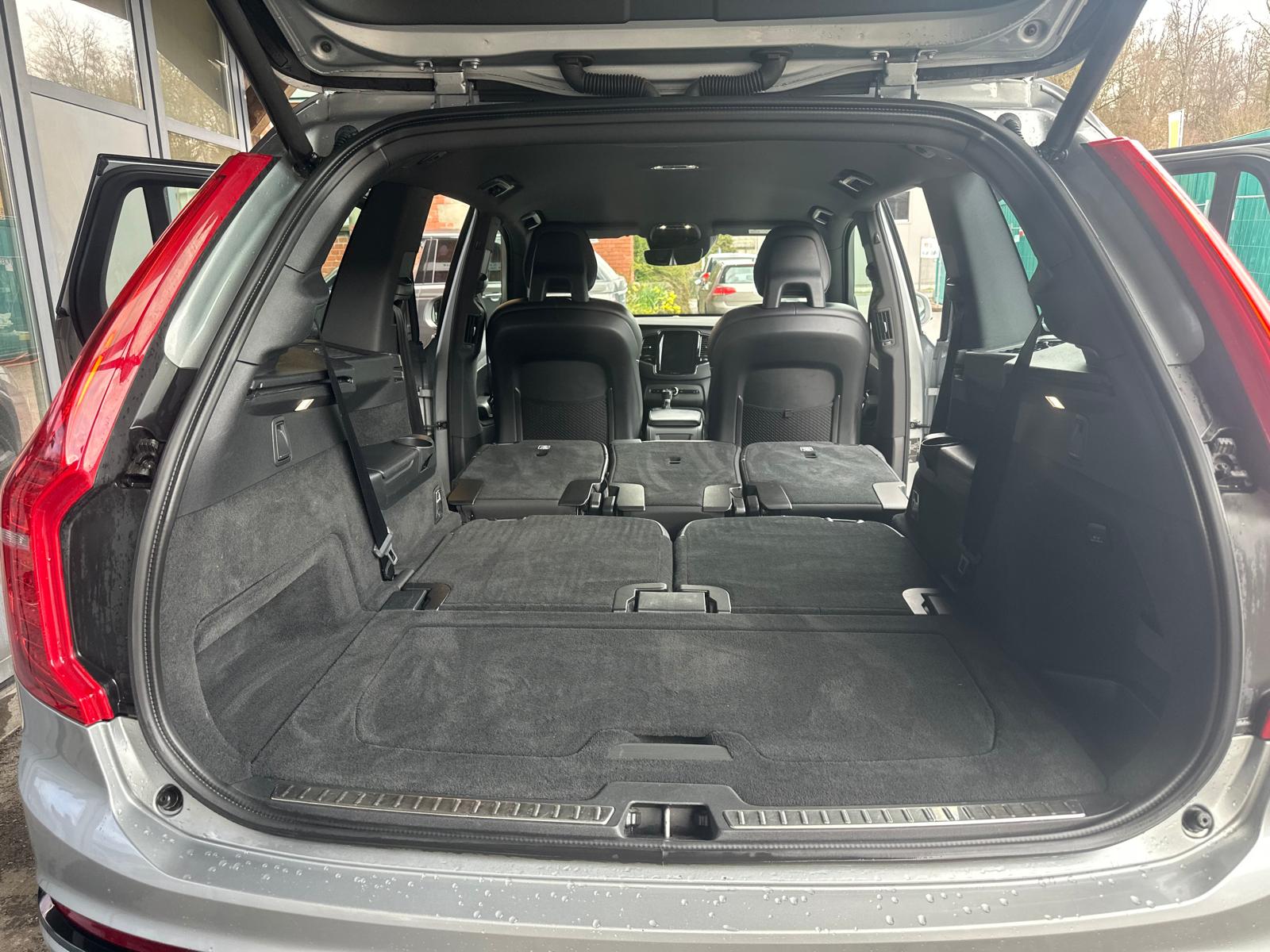 VOLVO XC90 D5 AWD R-Design Geartronic-image-7