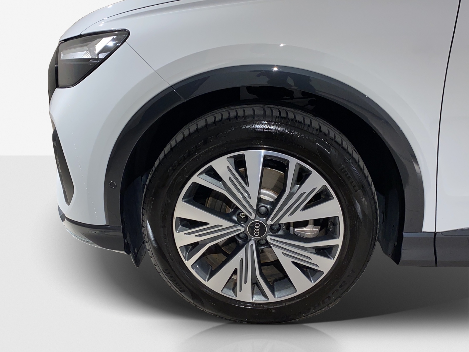 AUDI Q4 Sportback e-tron 35-image-11