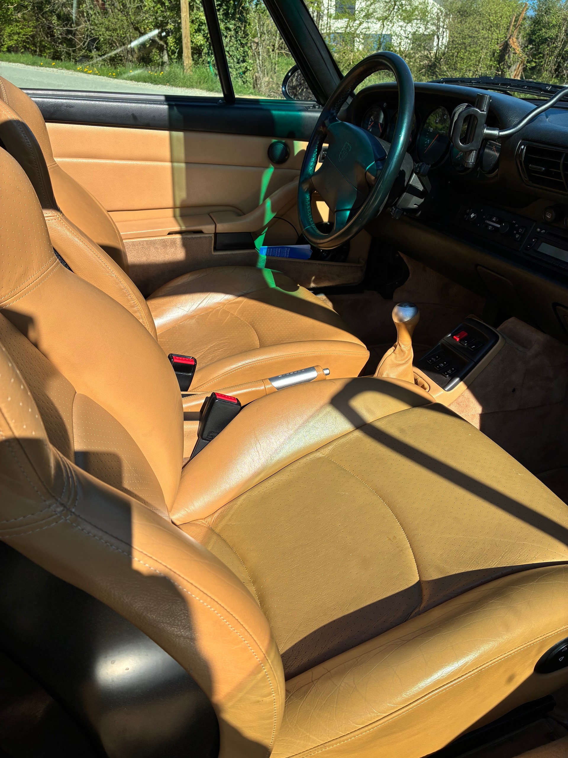 PORSCHE 911 Targa-image-9