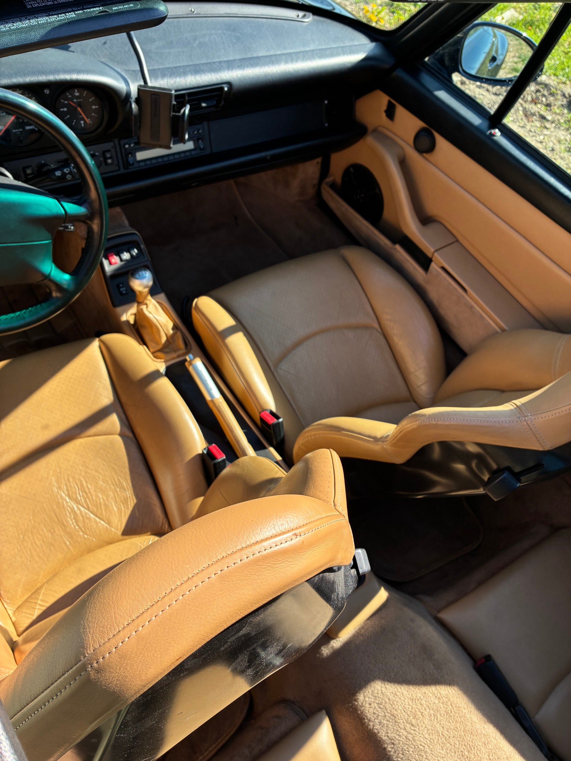 PORSCHE 911 Targa-image-12