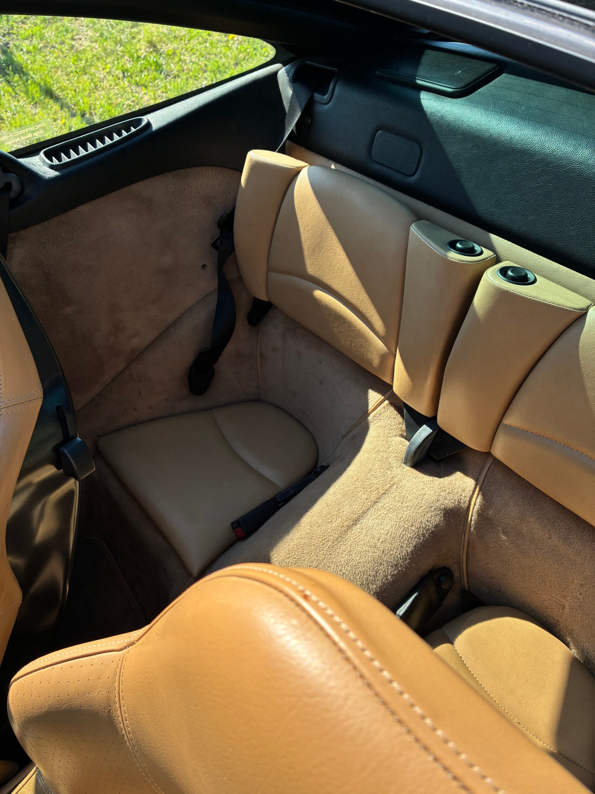 PORSCHE 911 Targa-image-11