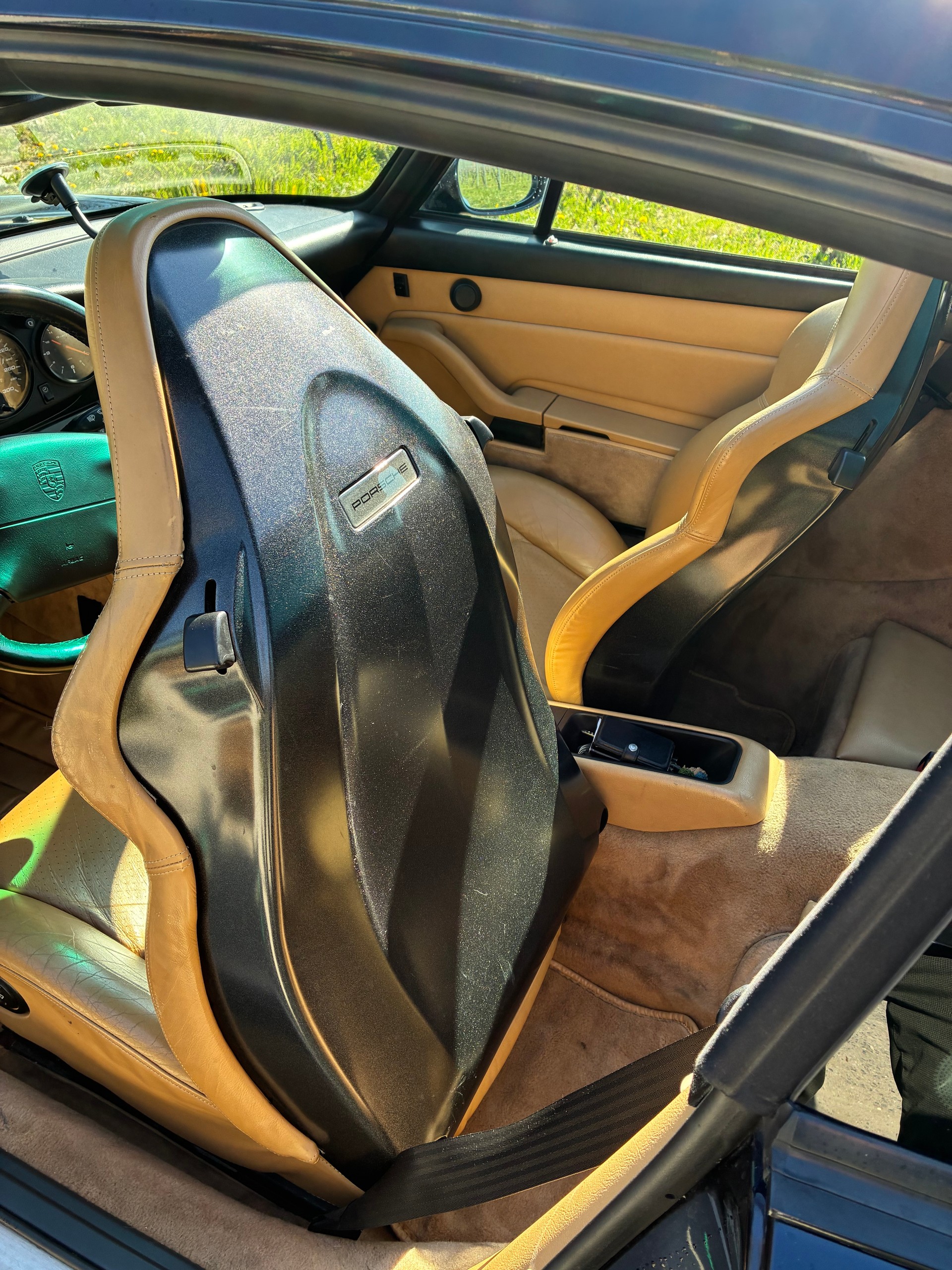 PORSCHE 911 Targa-image-10