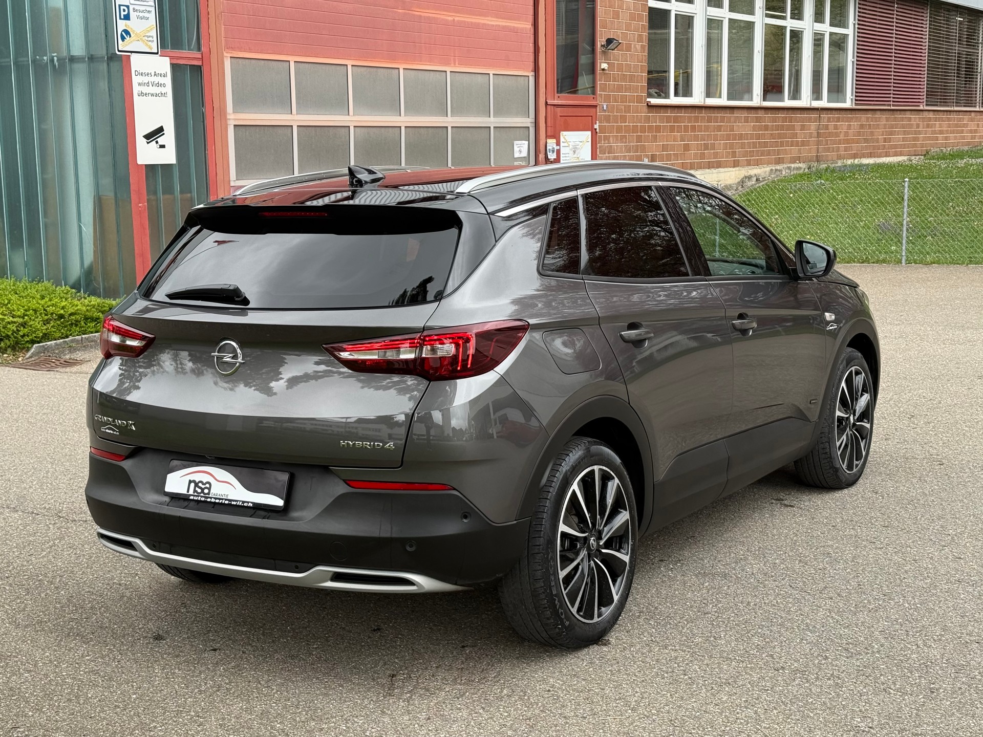 OPEL Grandland X 1.6 Hybrid4 Excellence Automatik-image-4