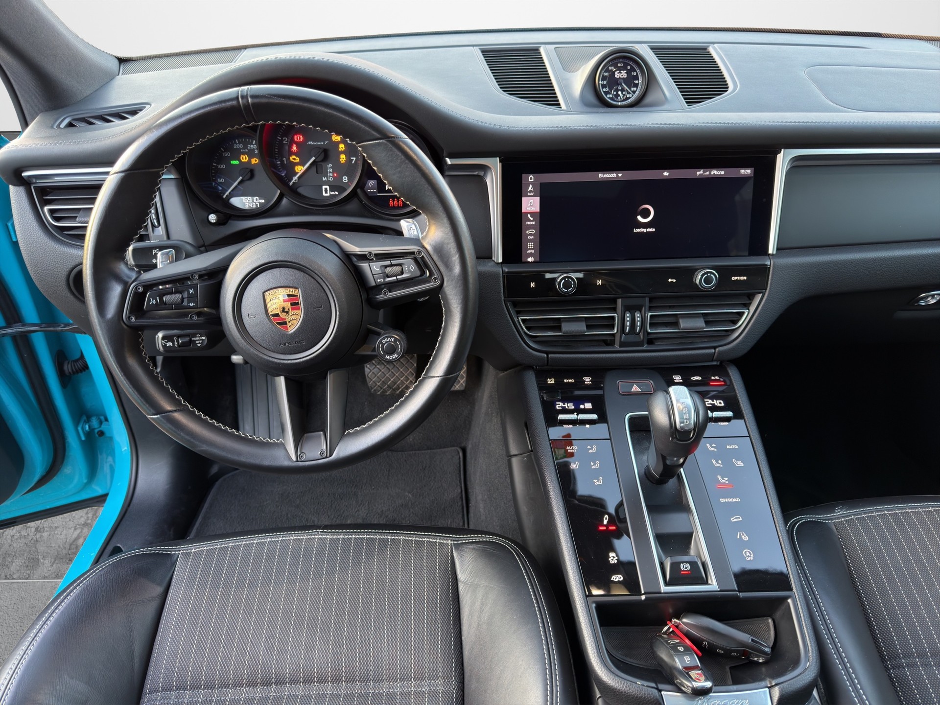 PORSCHE Macan T PDK-image-10