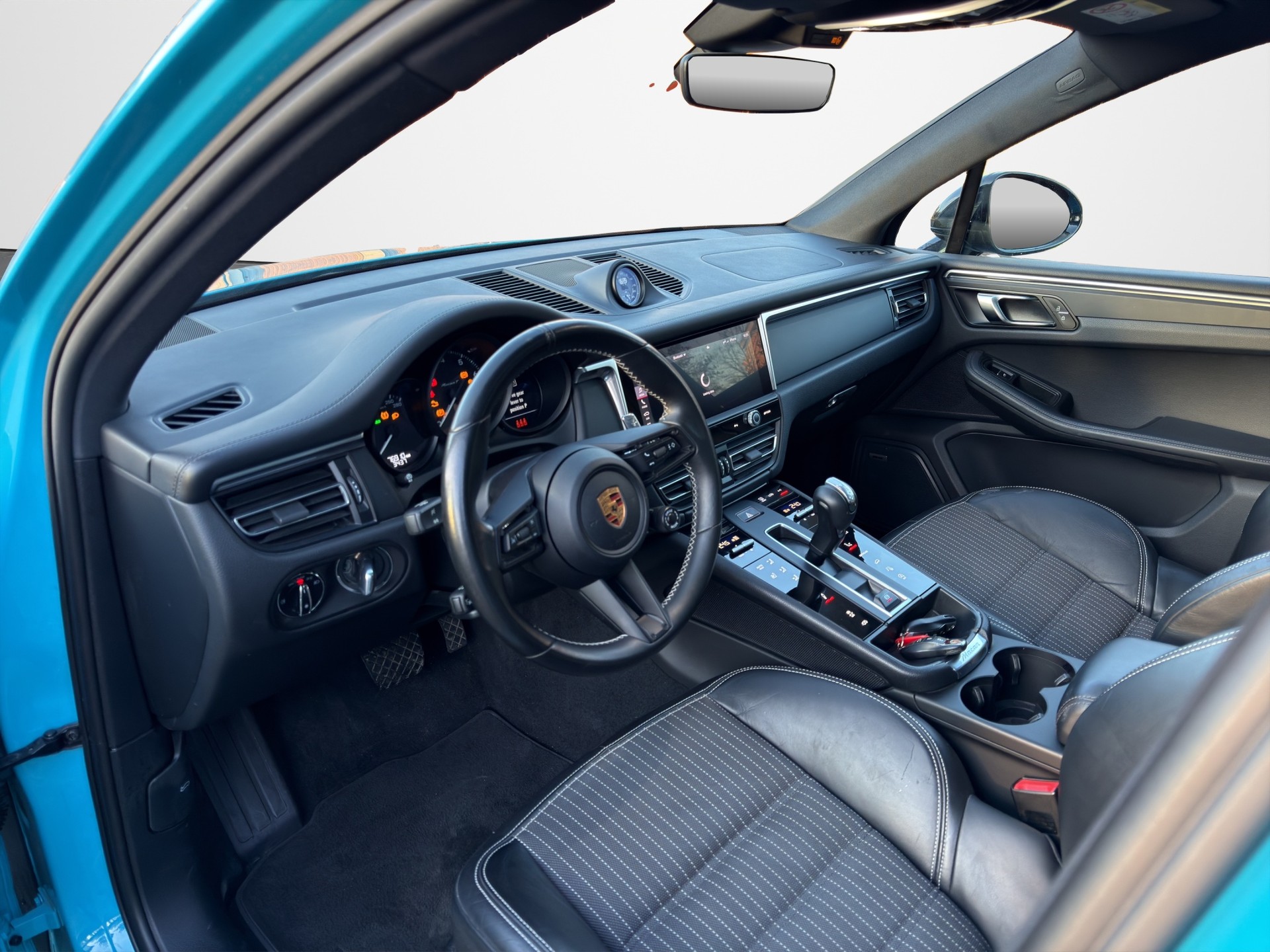 PORSCHE Macan T PDK-image-9