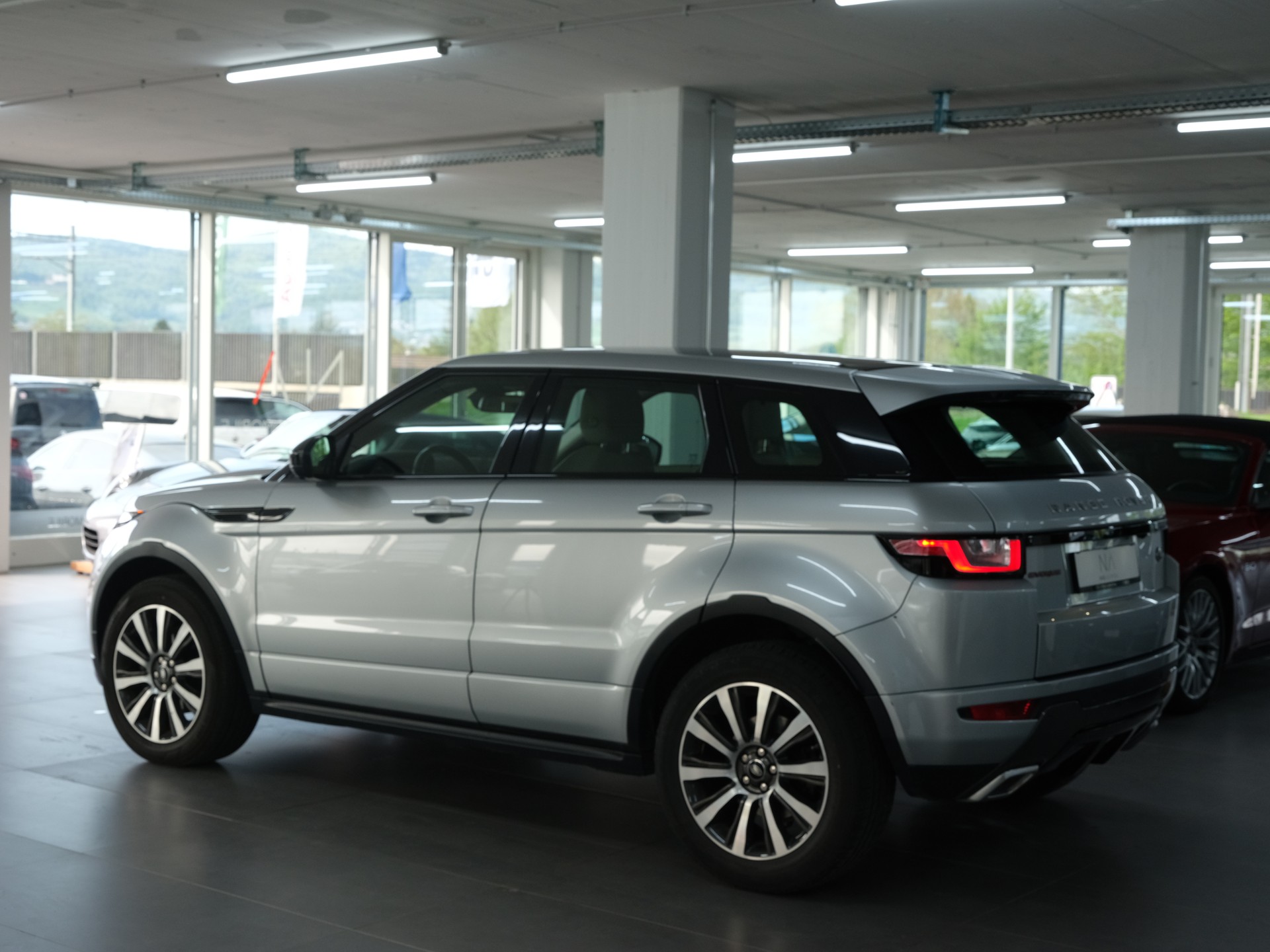 LAND ROVER Range Rover Evoque 2.0 Si4 HSE AT9*Rückfahrkamera* *Panorama* *Meridian*-image-11