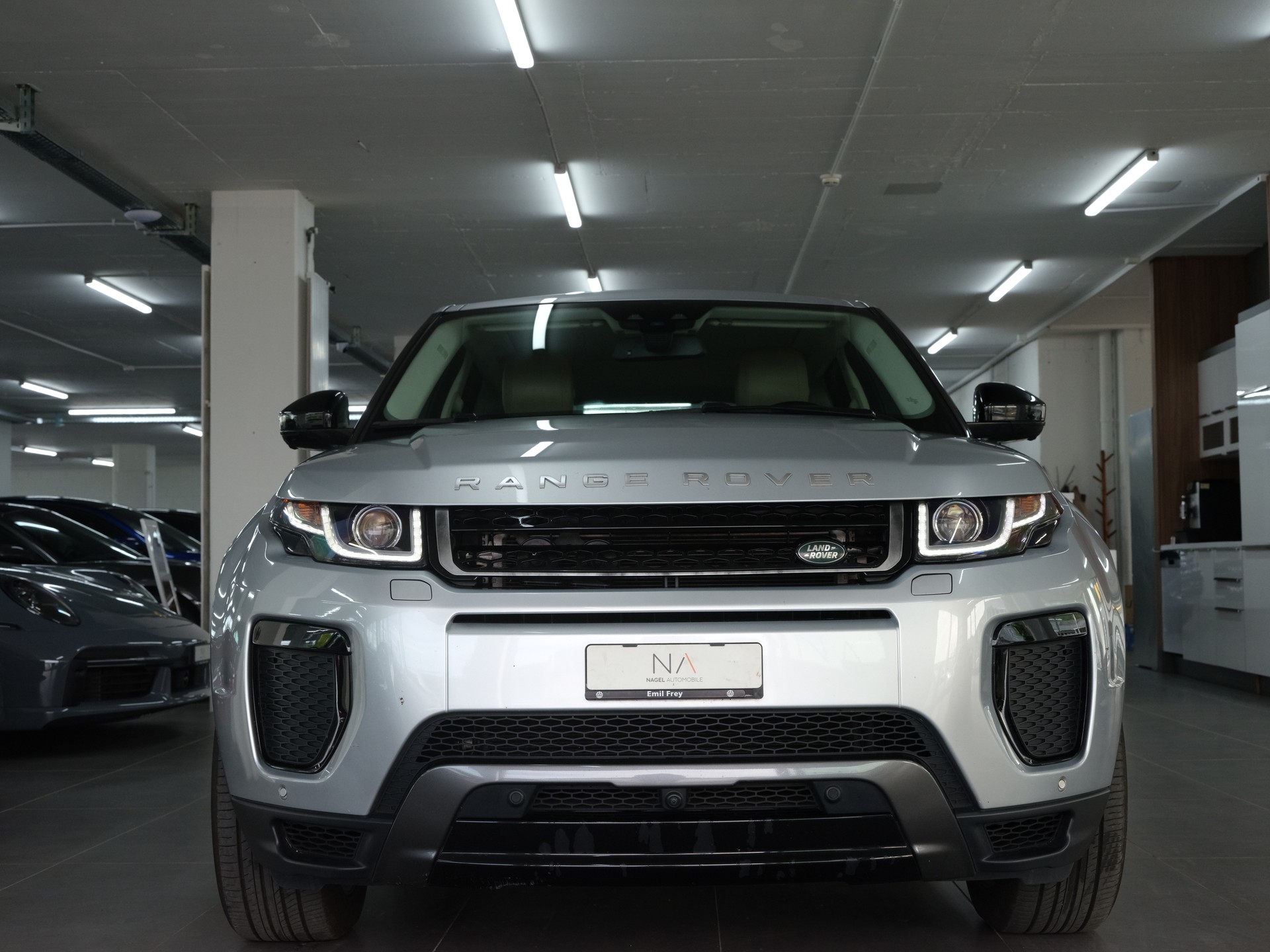 LAND ROVER Range Rover Evoque 2.0 Si4 HSE AT9*Rückfahrkamera* *Panorama* *Meridian*-image-7