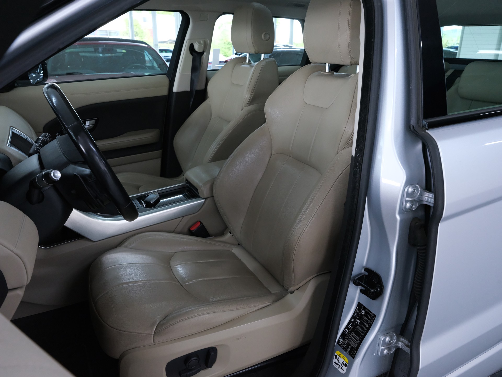 LAND ROVER Range Rover Evoque 2.0 Si4 HSE AT9*Rückfahrkamera* *Panorama* *Meridian*-image-15